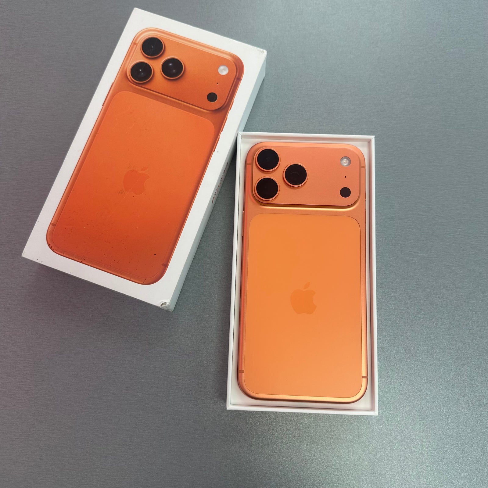 Apple iPhone 17 Pro Max 256GB Cosmic Orange 99% Battery Health