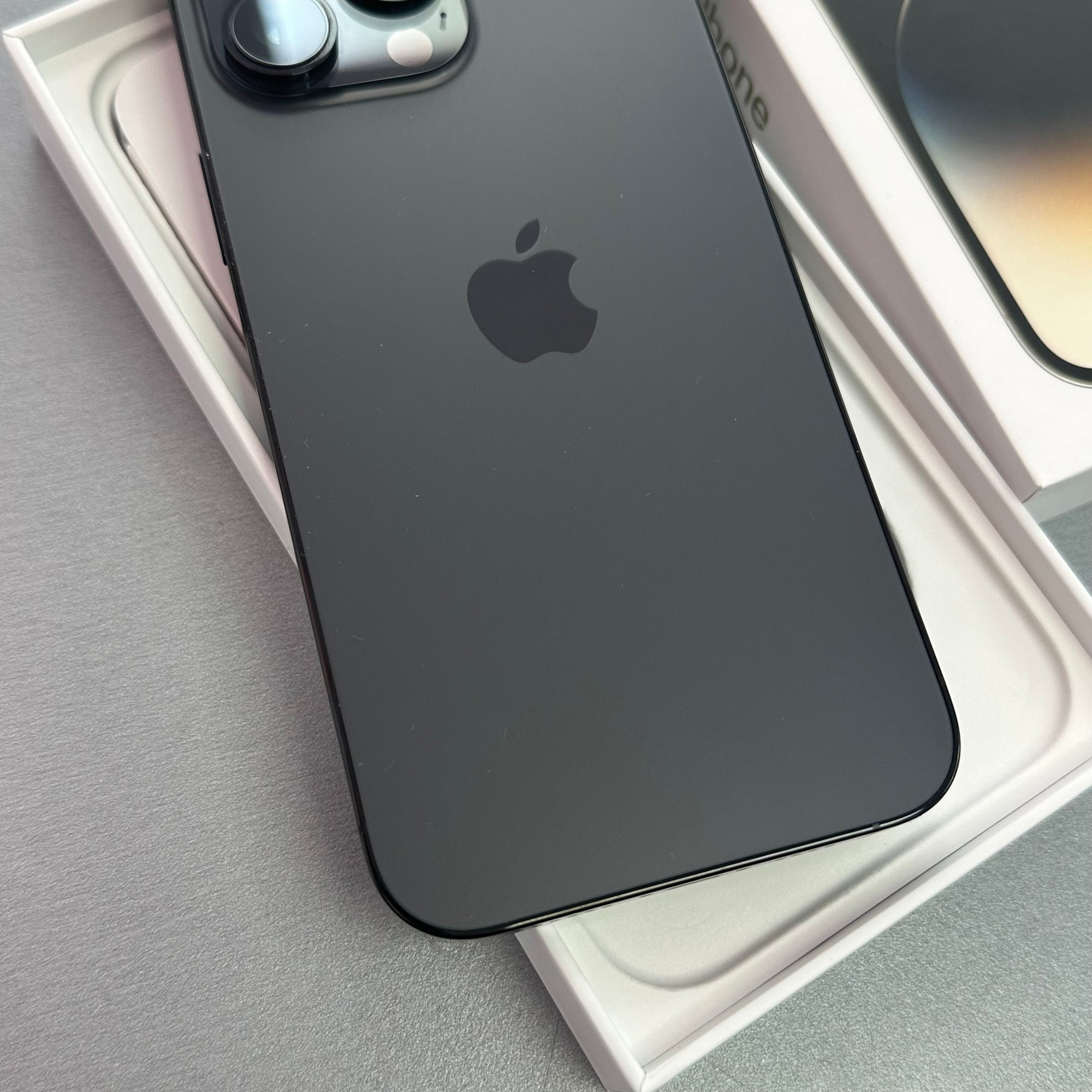 Apple iPhone 14 Pro Max Space Black 128GB - 100% Battery Health