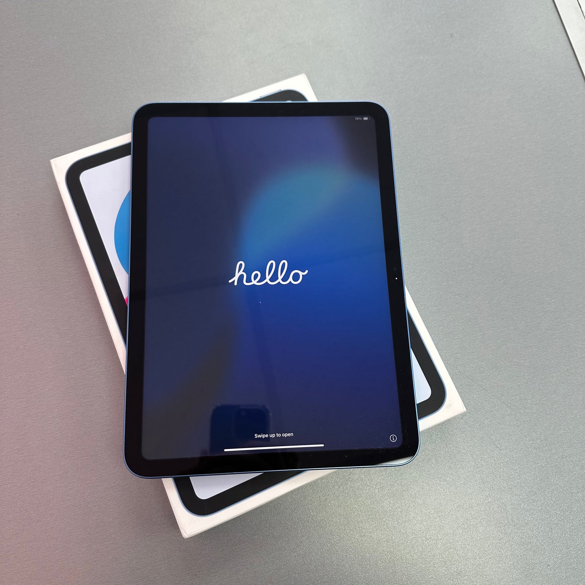 Apple iPad 10th Generation 64GB Blue Wi-Fi