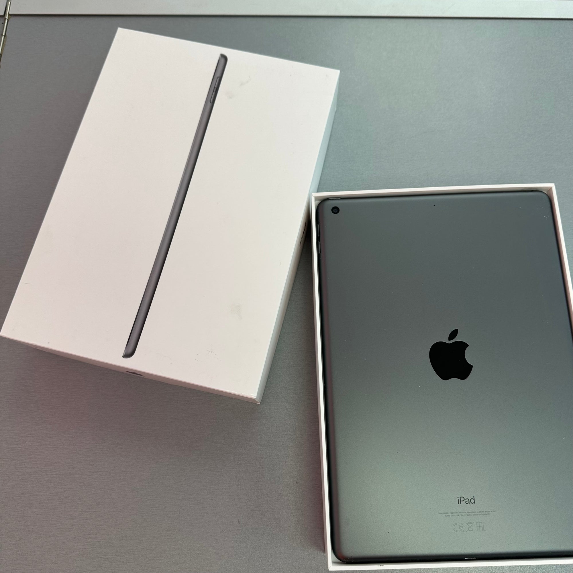 Apple iPad 9th Generation 64GB Space Grey Wi-Fi Edition
