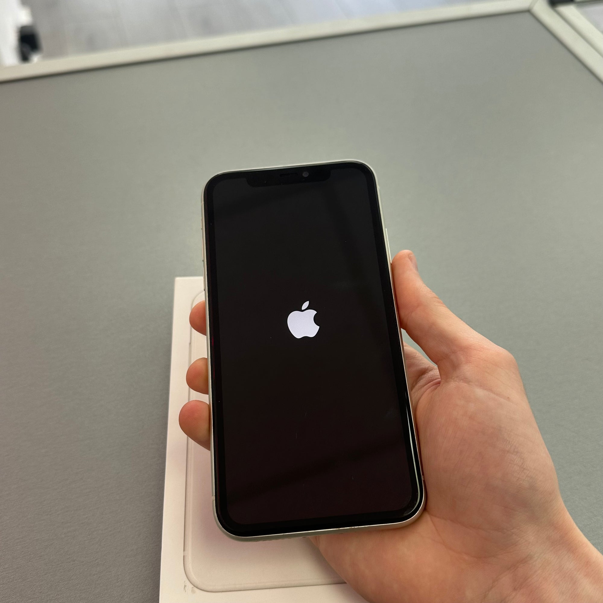 Apple iPhone 11 White 64GB 100% Battery Health