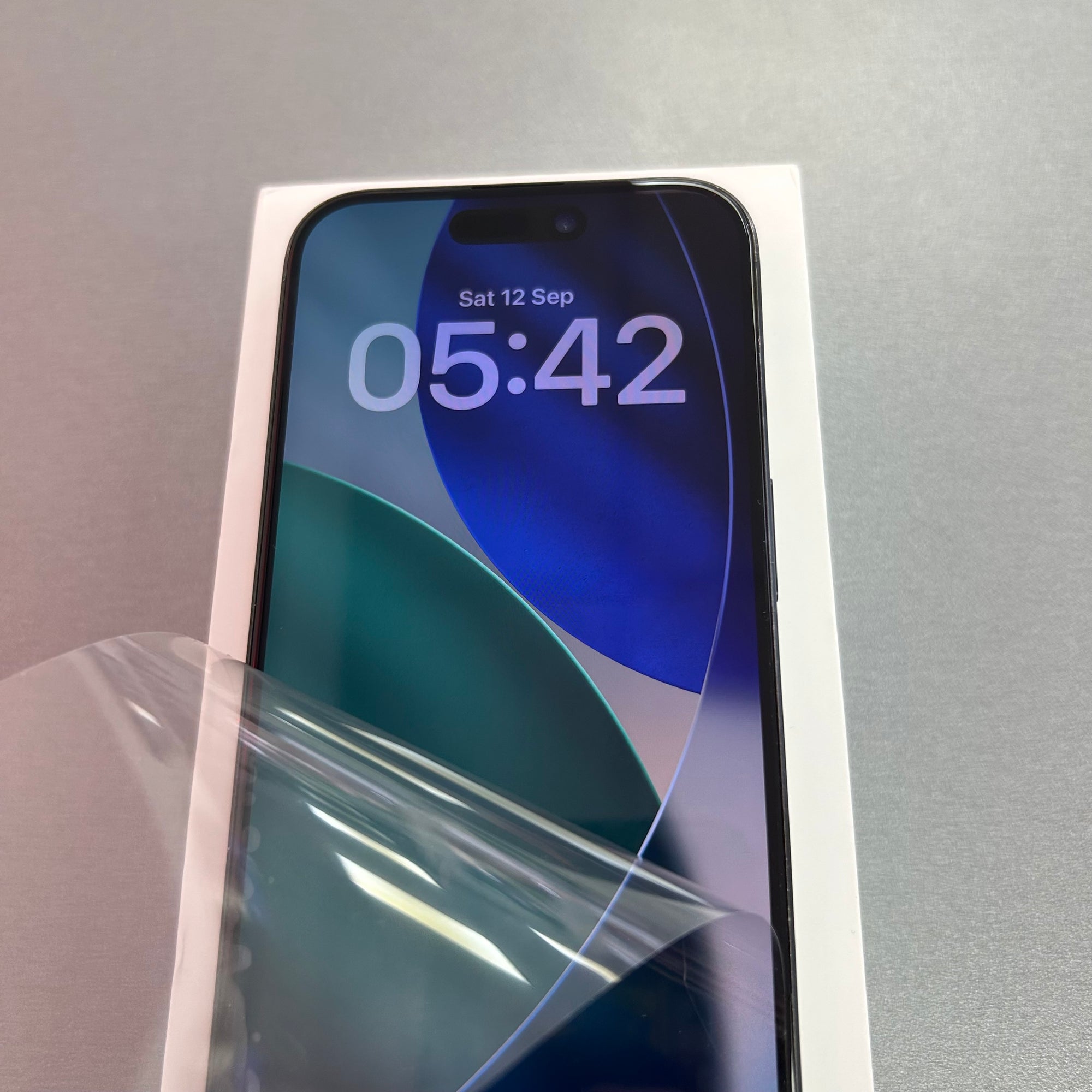 Apple iPhone 15 Pro 128GB - Blue Titanium - 100% Battery Health