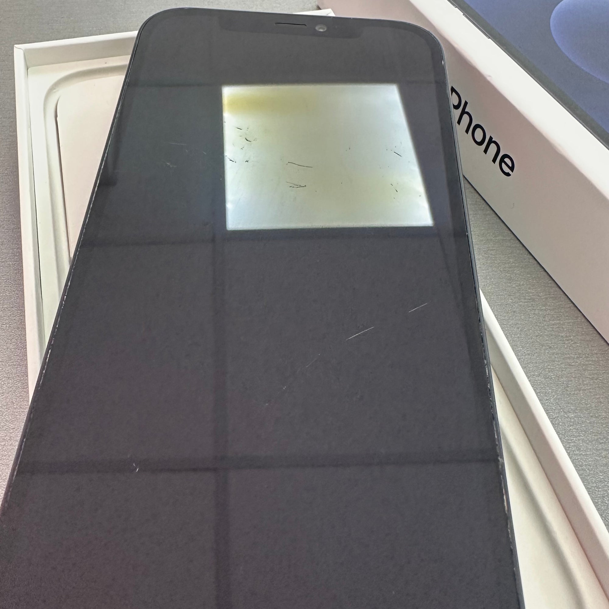 Apple iPhone 12 64GB Black - 100% Battery Health