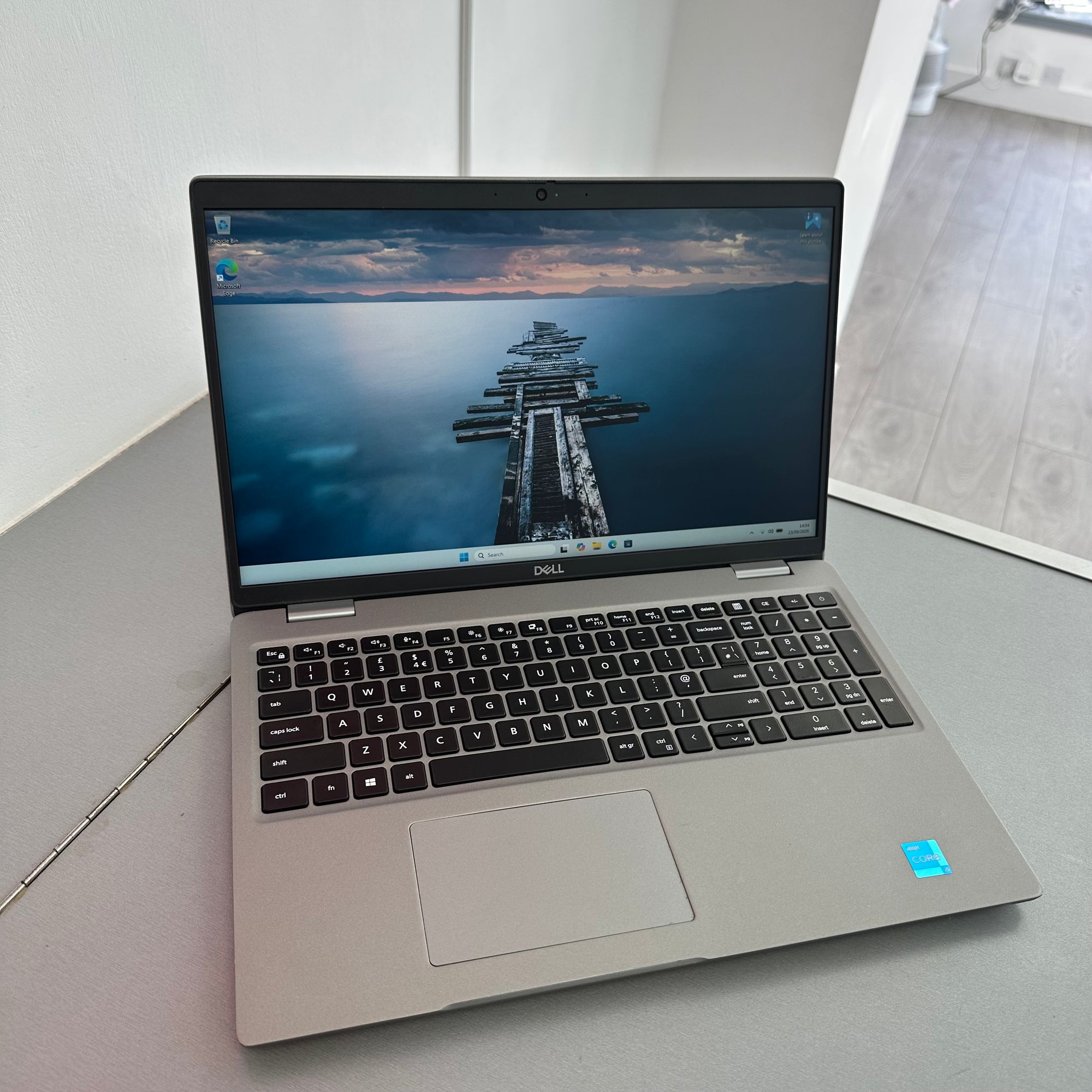 Dell Latitude 3520 Laptop - 15.6 inch, 256GB SSD, Intel i5 11th Gen
