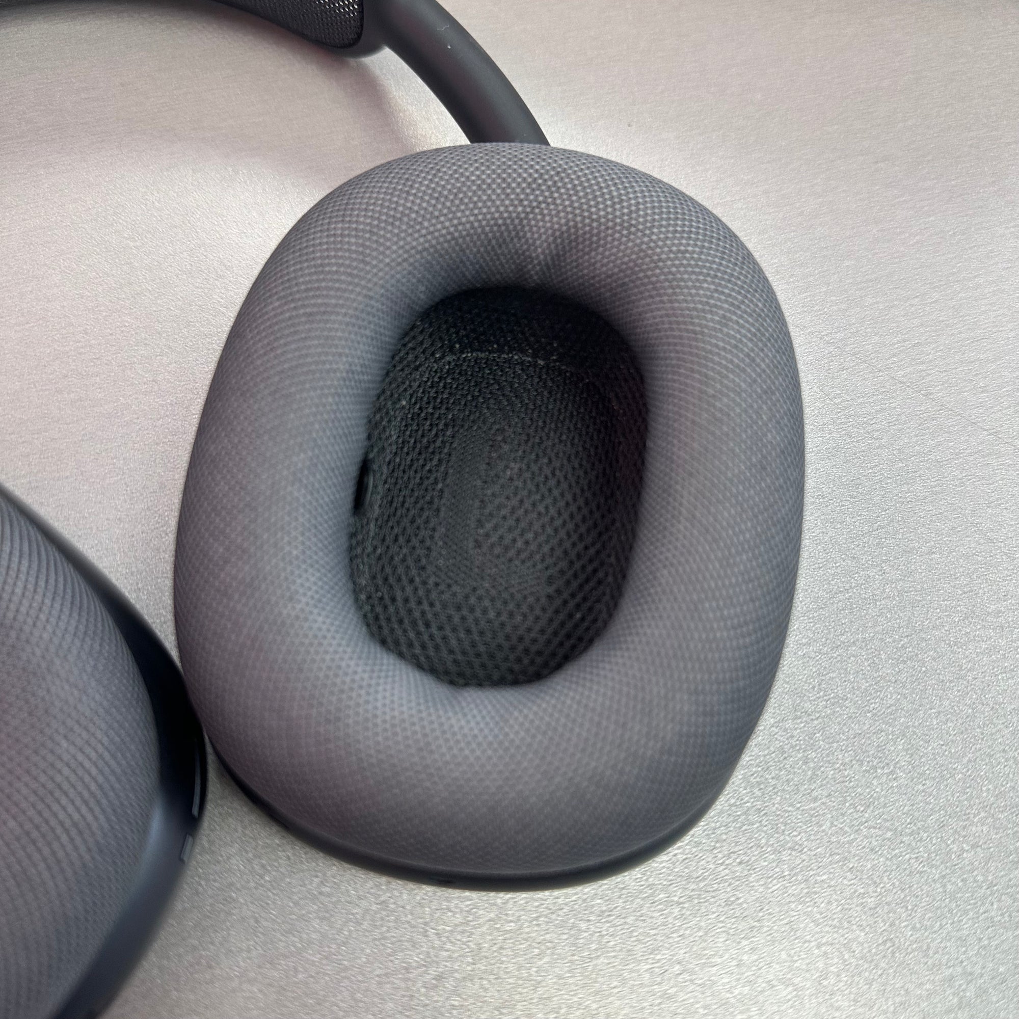 Apple AirPods Max 2 USB C Midnight - Excellent Condition Second Hand