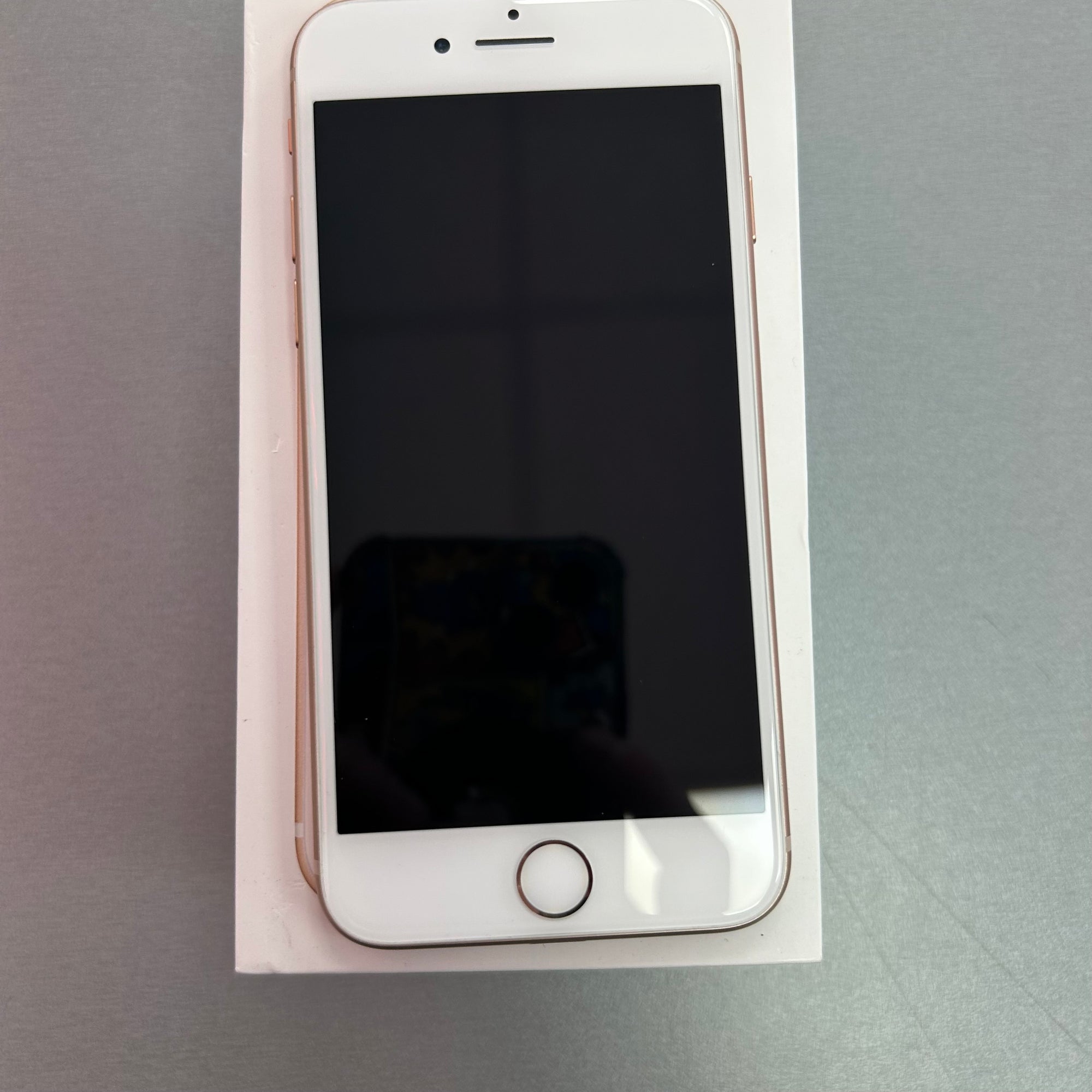 Apple iPhone 8 Rose Gold 64GB - 94% Battery Health