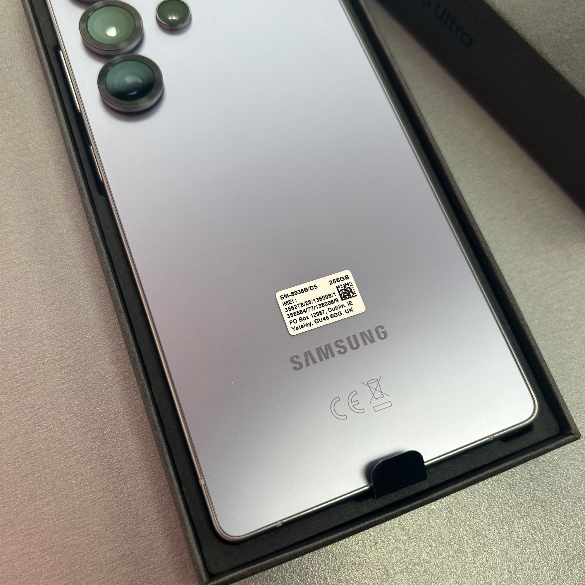 Samsung Galaxy S25 Ultra 256GB Titanium Silverblue - Excellent Condition