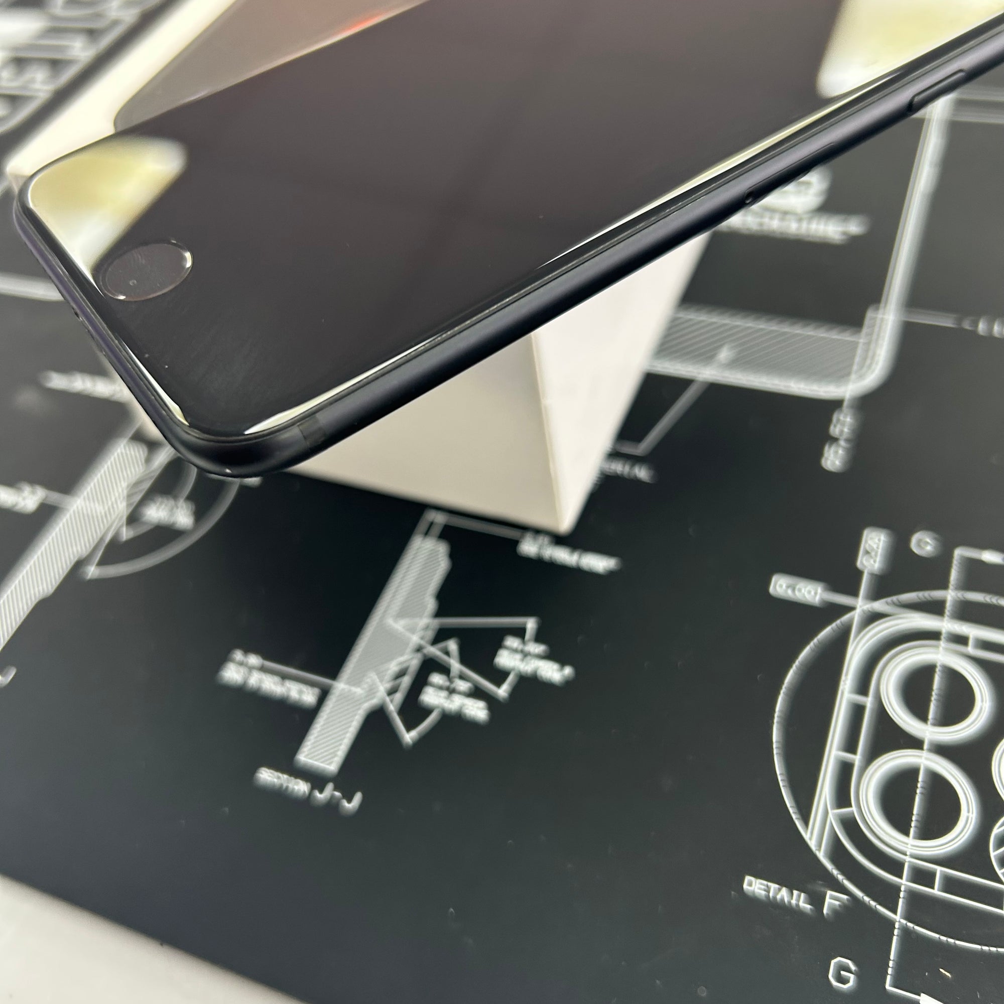 Apple iPhone 7 128GB Black Unlocked