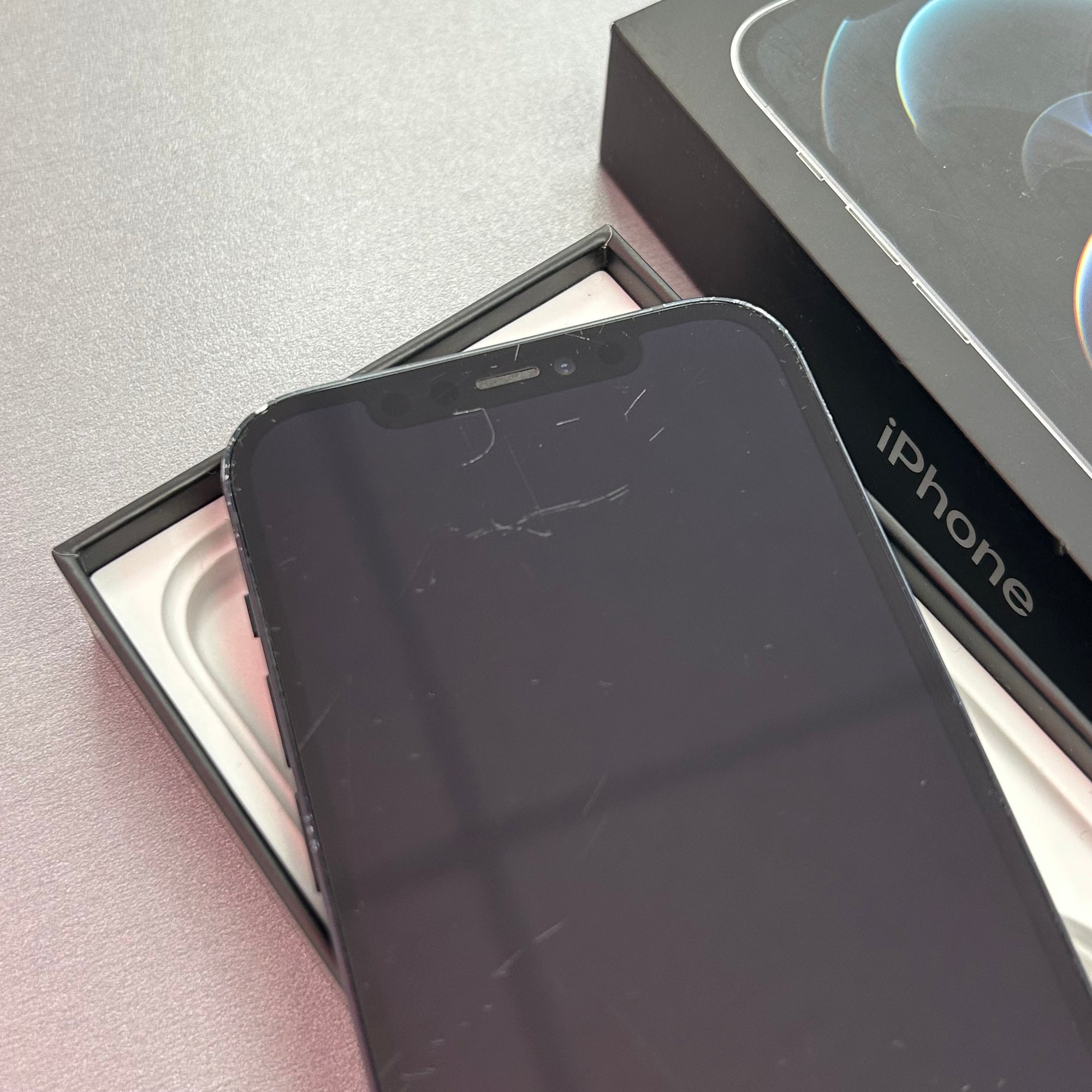 Apple iPhone 12 64GB Black - 100% Battery Health