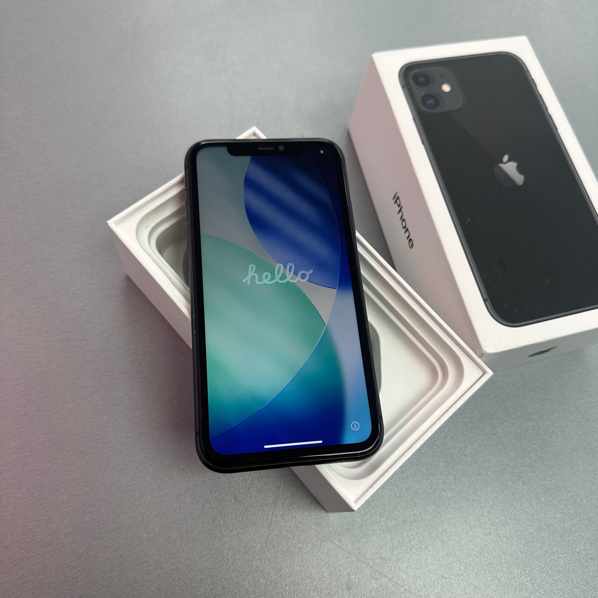 Apple iPhone 11 128GB Black - 100% Battery Health