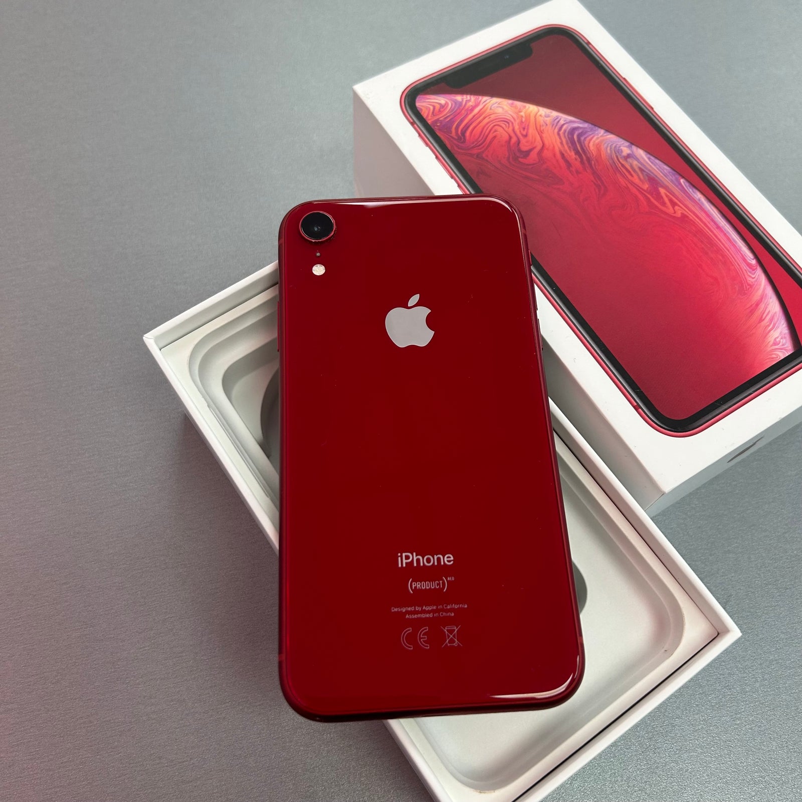 Apple iPhone XR 128GB Product Red 100% Battery Health
