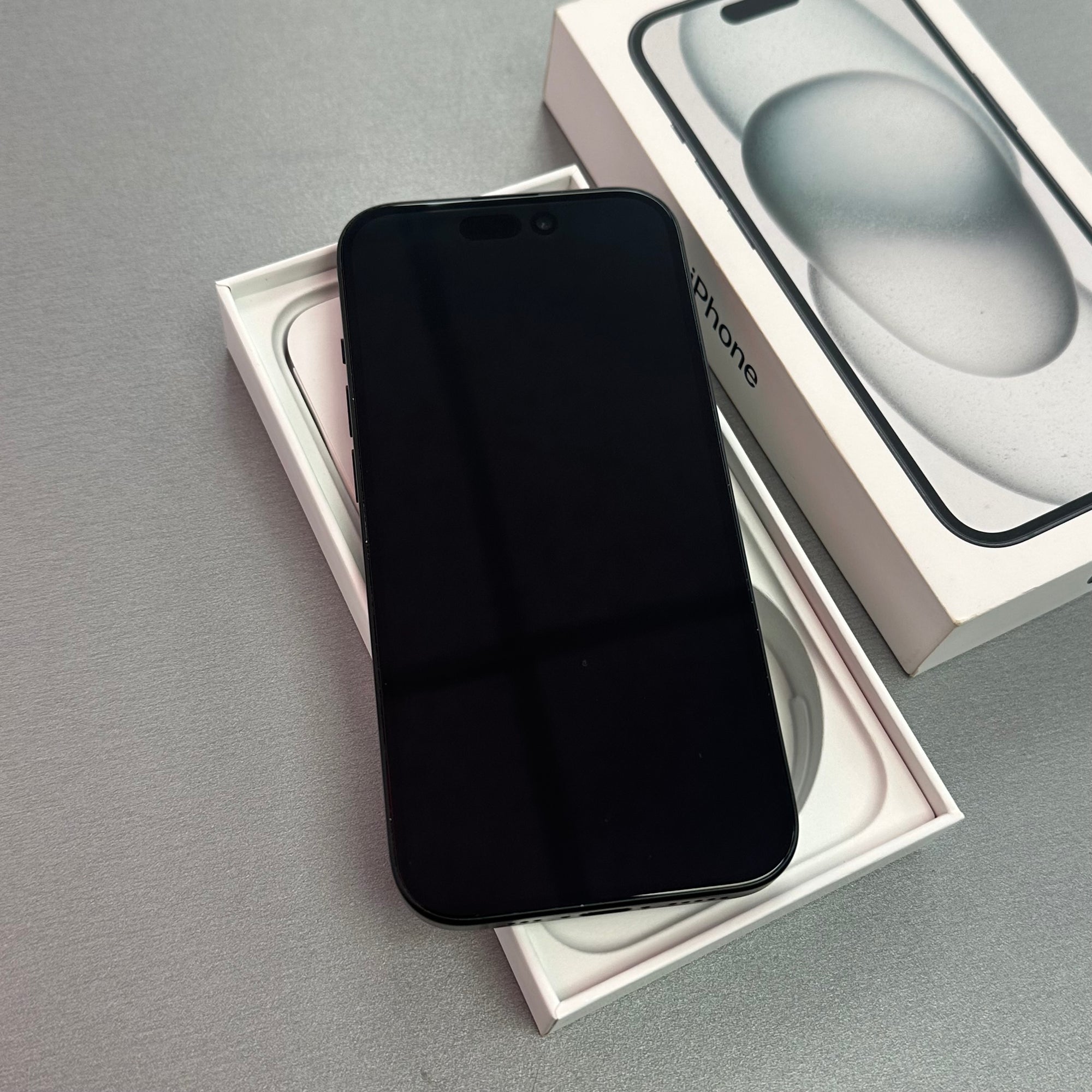 Apple iPhone 15 128GB Black - 91% Battery Health
