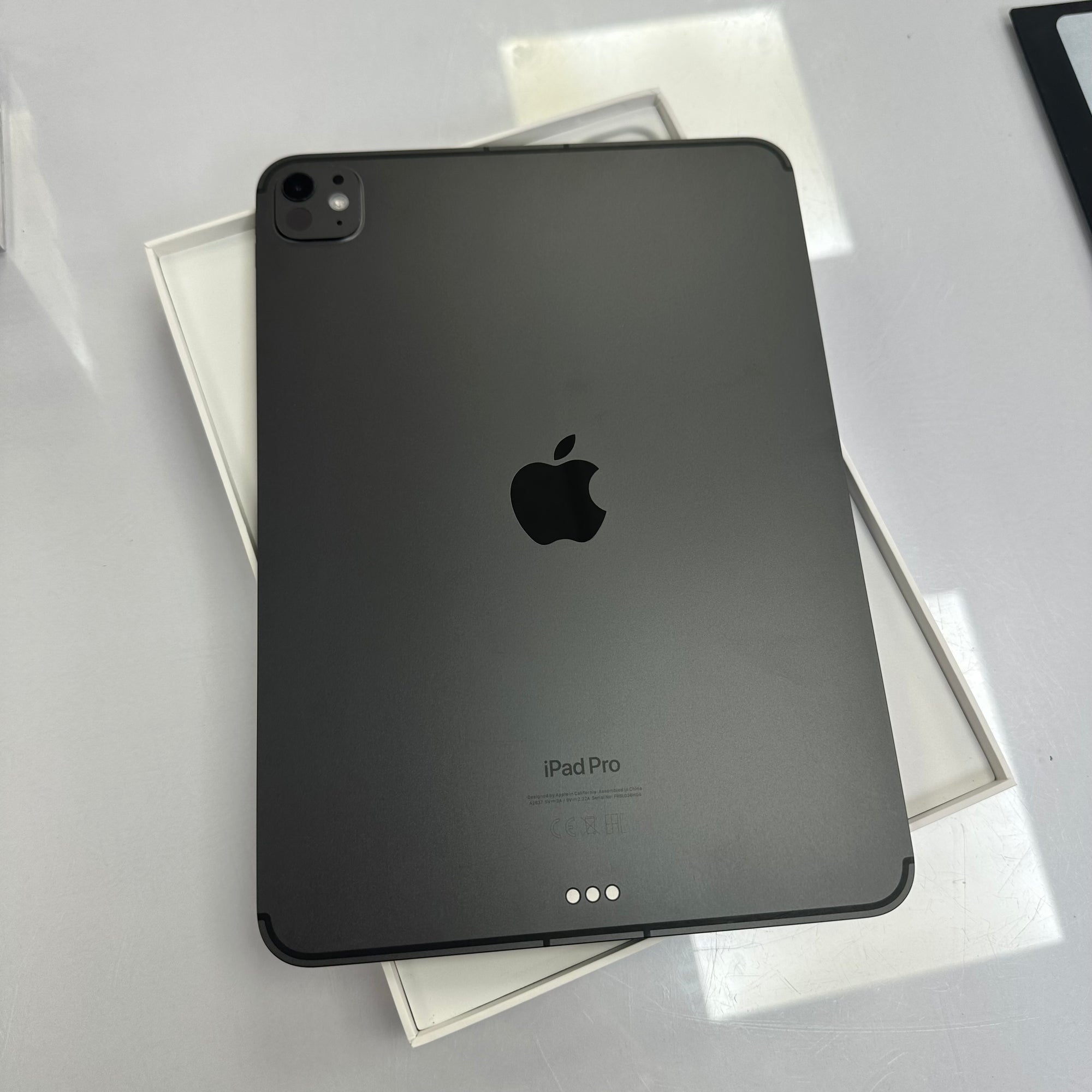 Apple iPad Pro 11 inch M4 Space Black 256GB, Wi-Fi &amp; Cellular