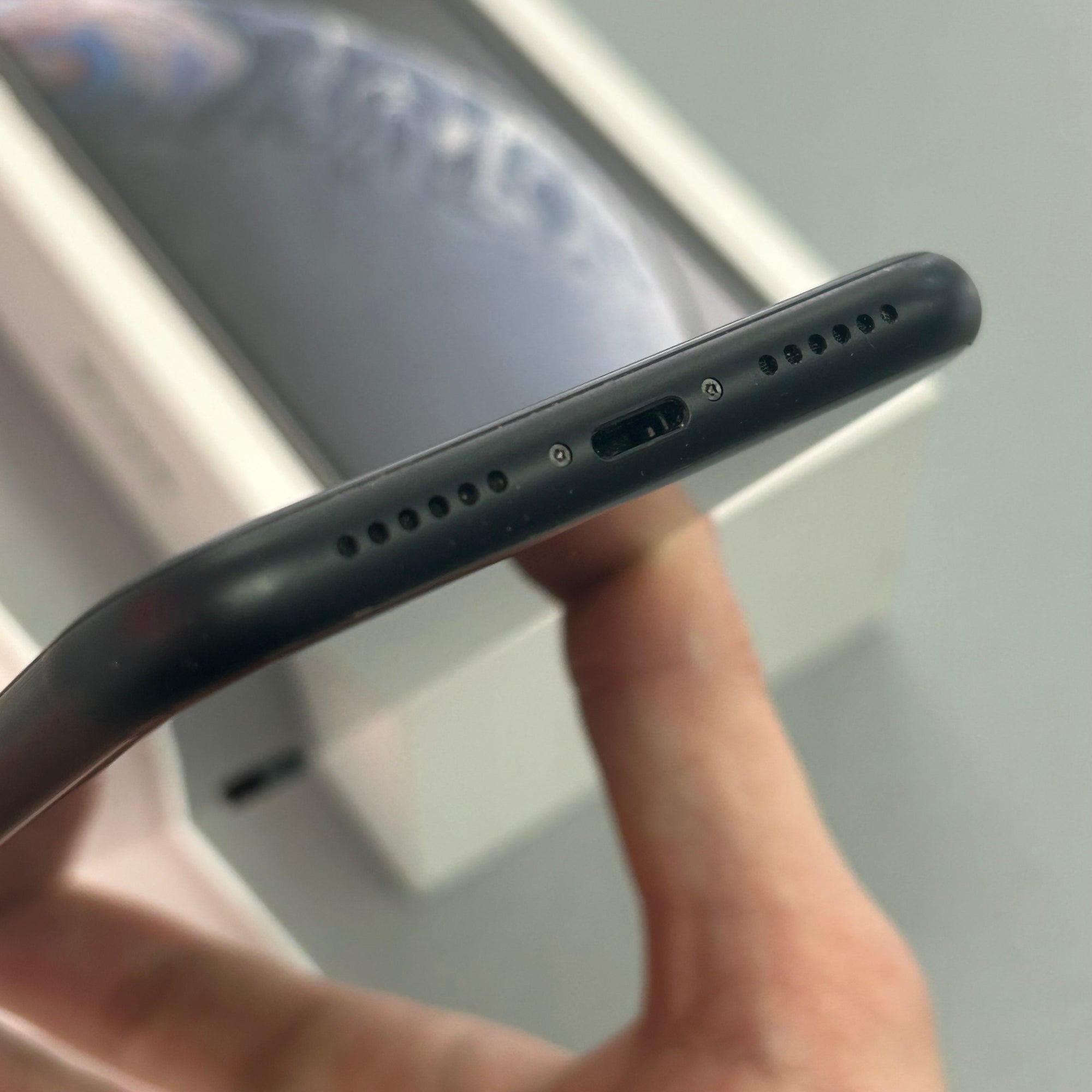 Apple iPhone XR 64GB Black 92% Battery Health