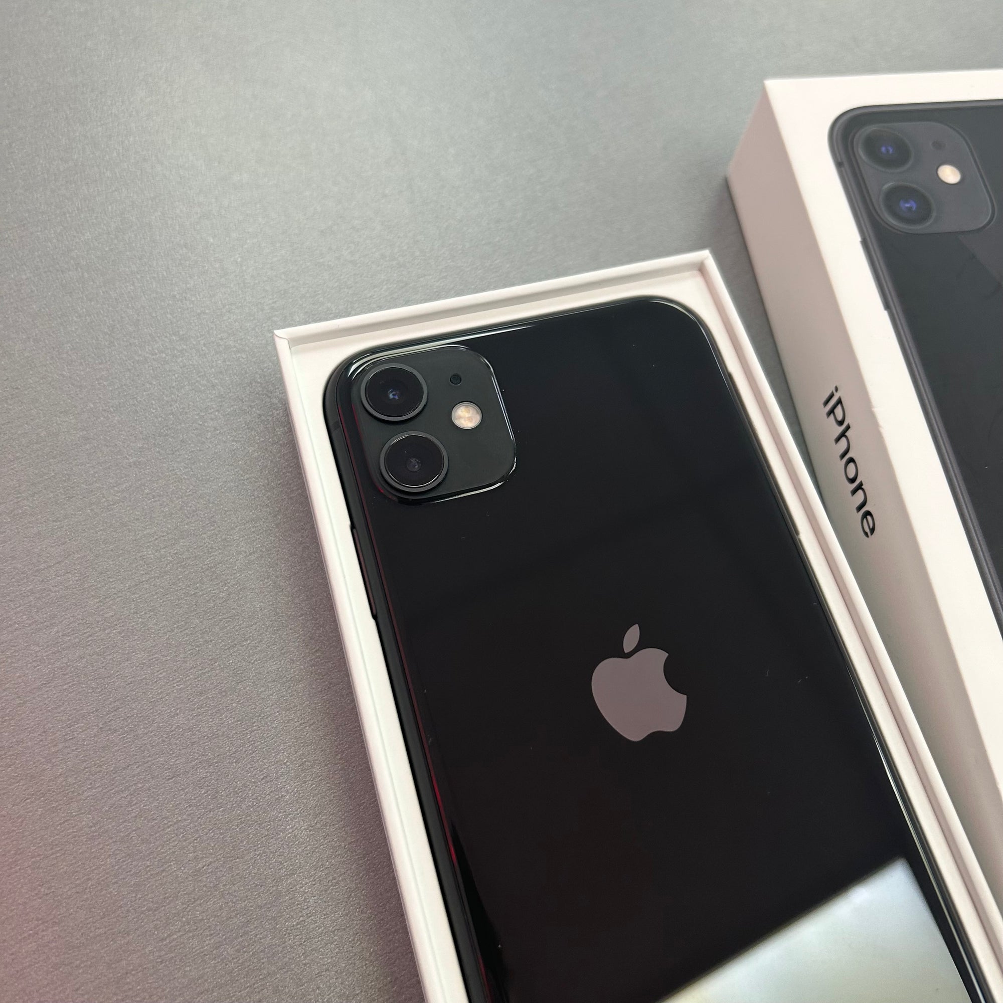 Apple iPhone 11 Black 128GB -  100% Battery Health