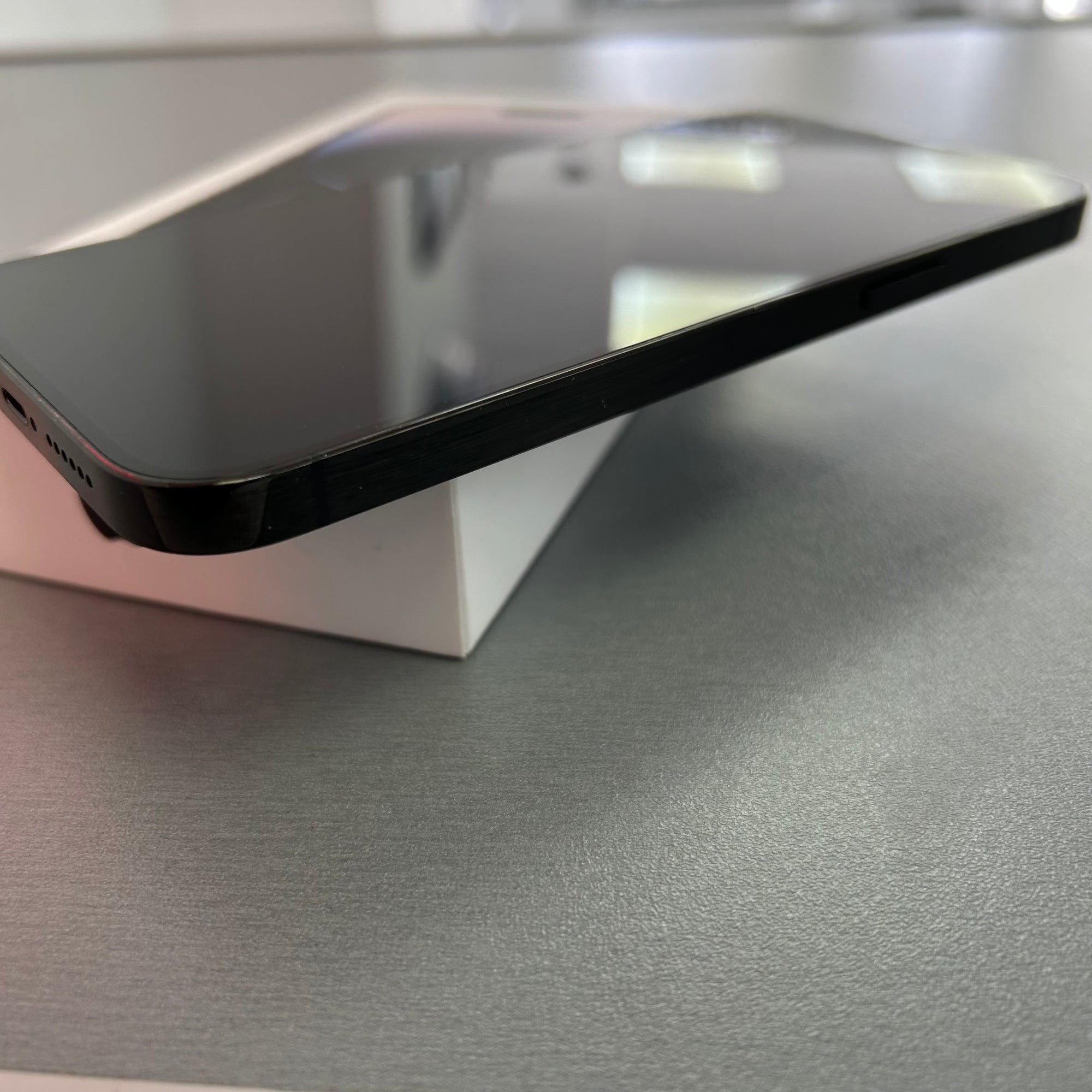 Apple iPhone 14 Pro Max Black 128GB - 100% Battery Health