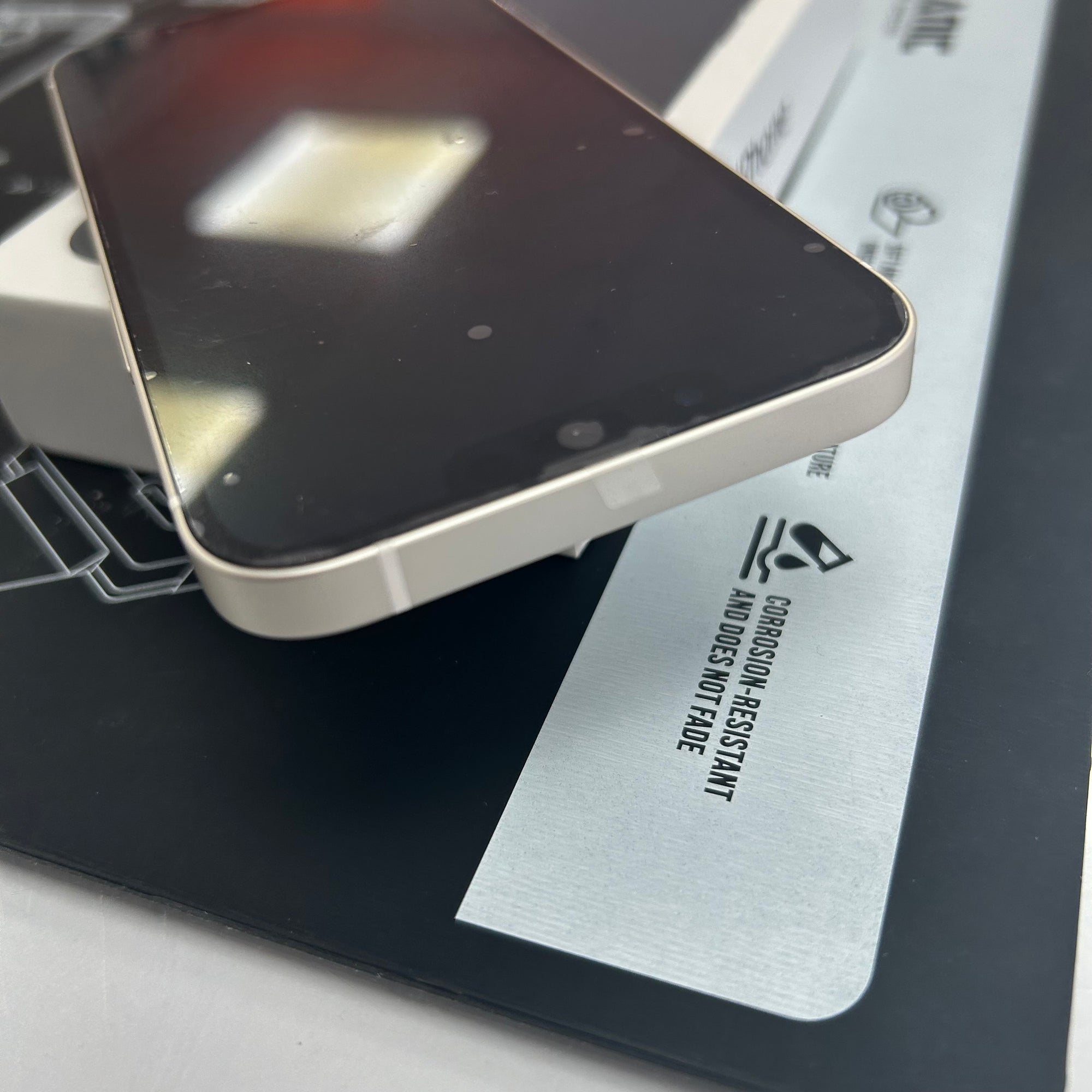 Apple iPhone 13 128GB White 100% Battery Health