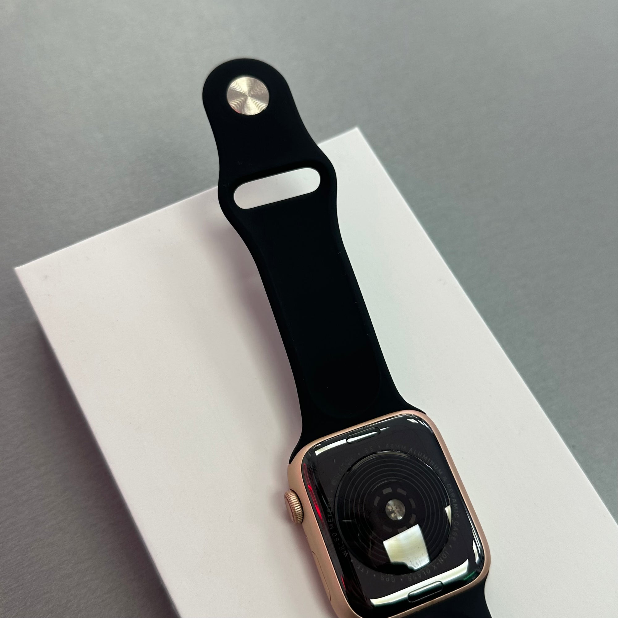 Apple Watch SE 2020 Gold GPS &amp; LTE 44mm