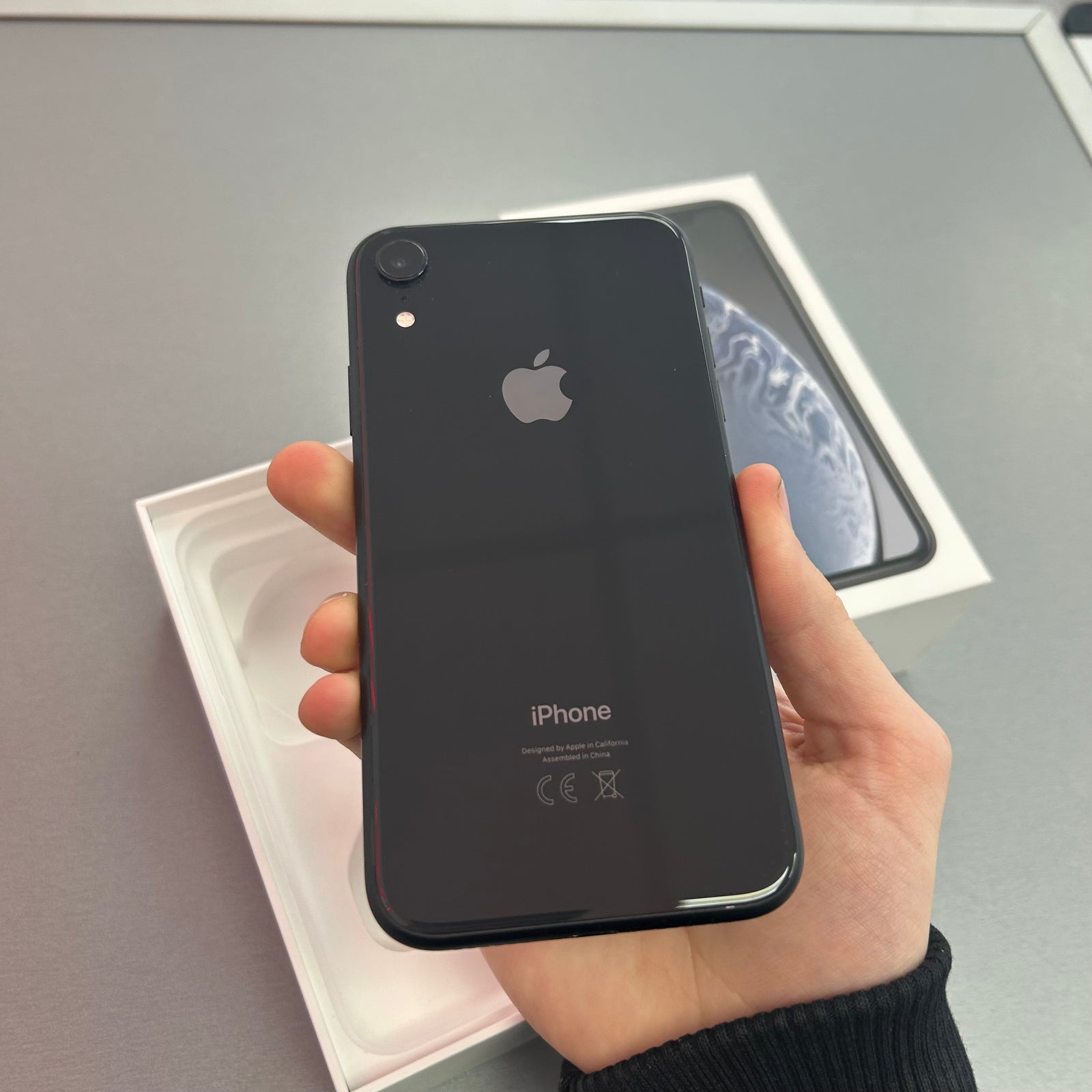 Apple iPhone XR 64GB Black 92% Battery Health