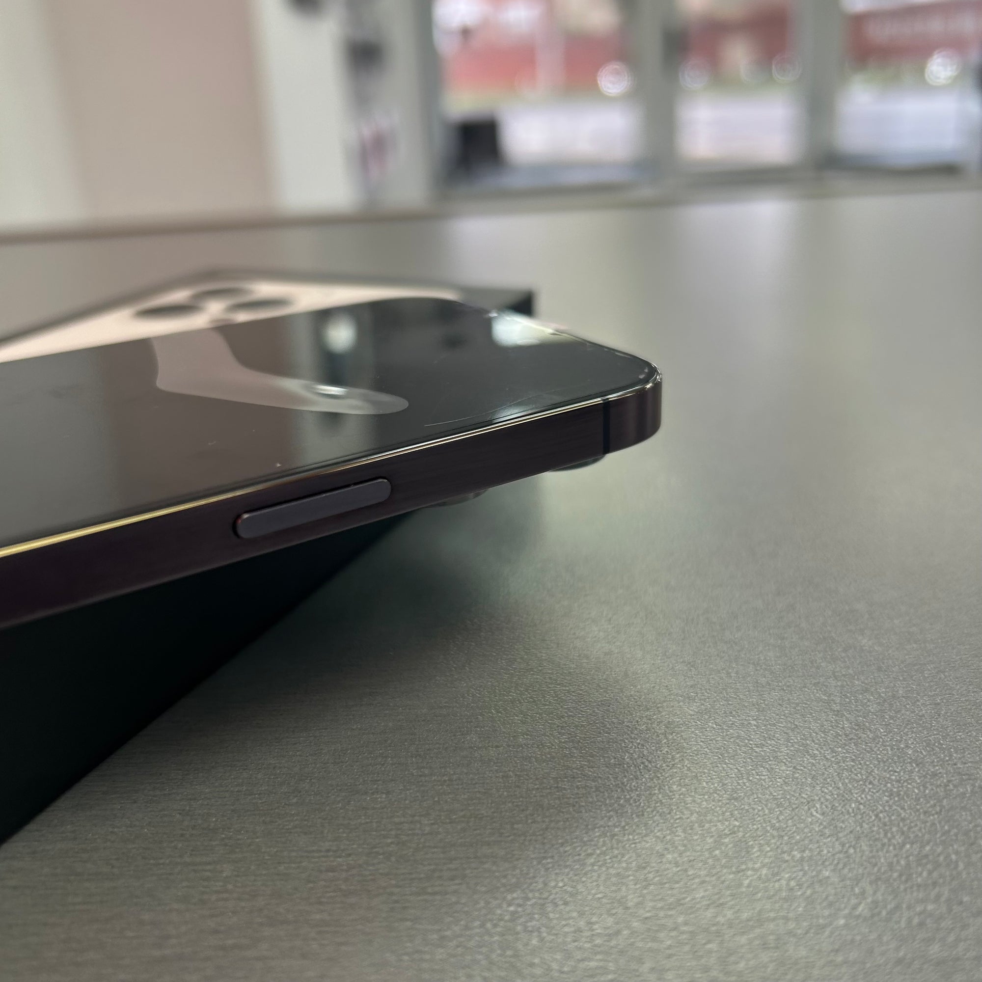 Apple iPhone 14 Pro - Deep Purple 128GB &amp; 100% Battery Health