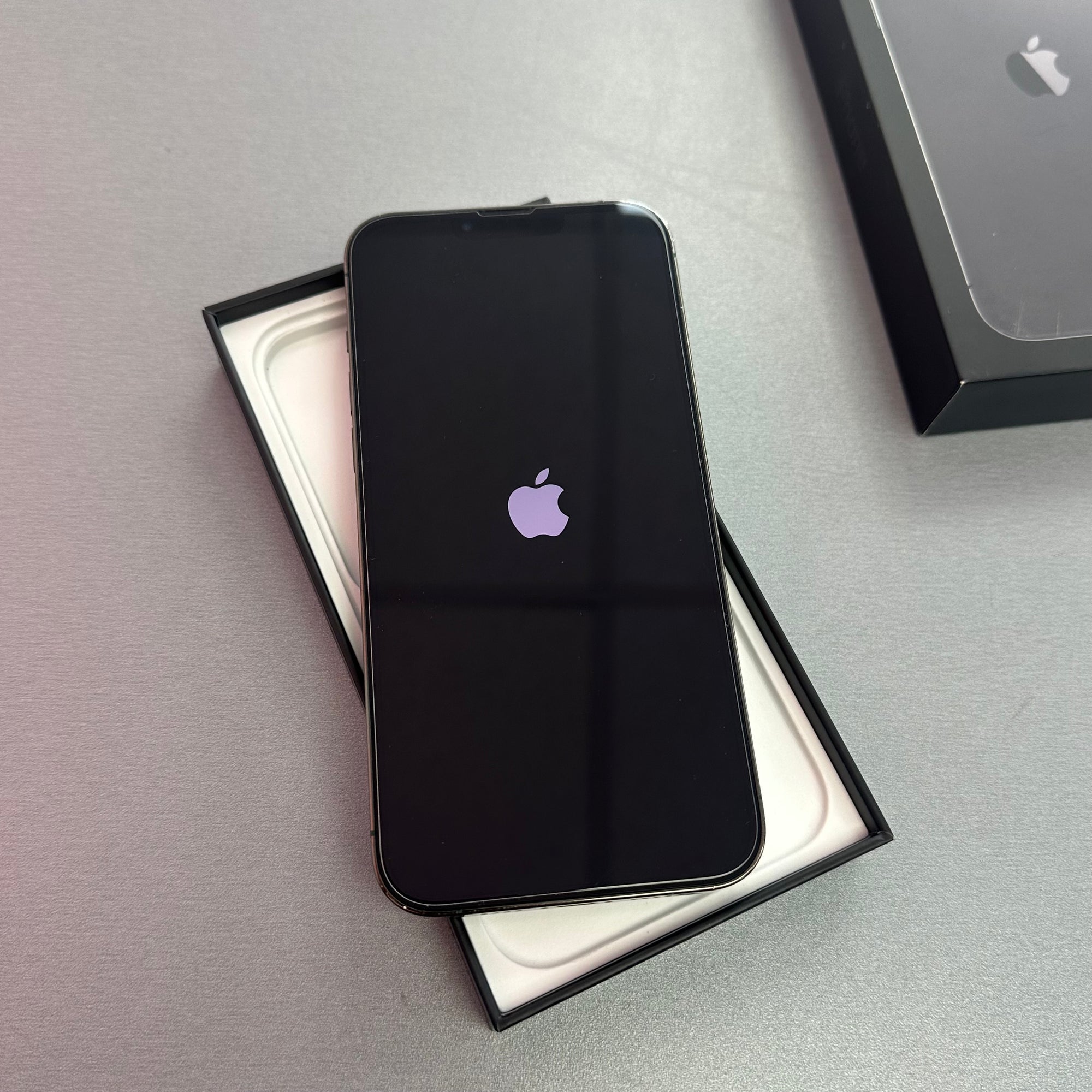 Apple iPhone 13 Pro Max 128GB Alpine Green - 100% Battery Health