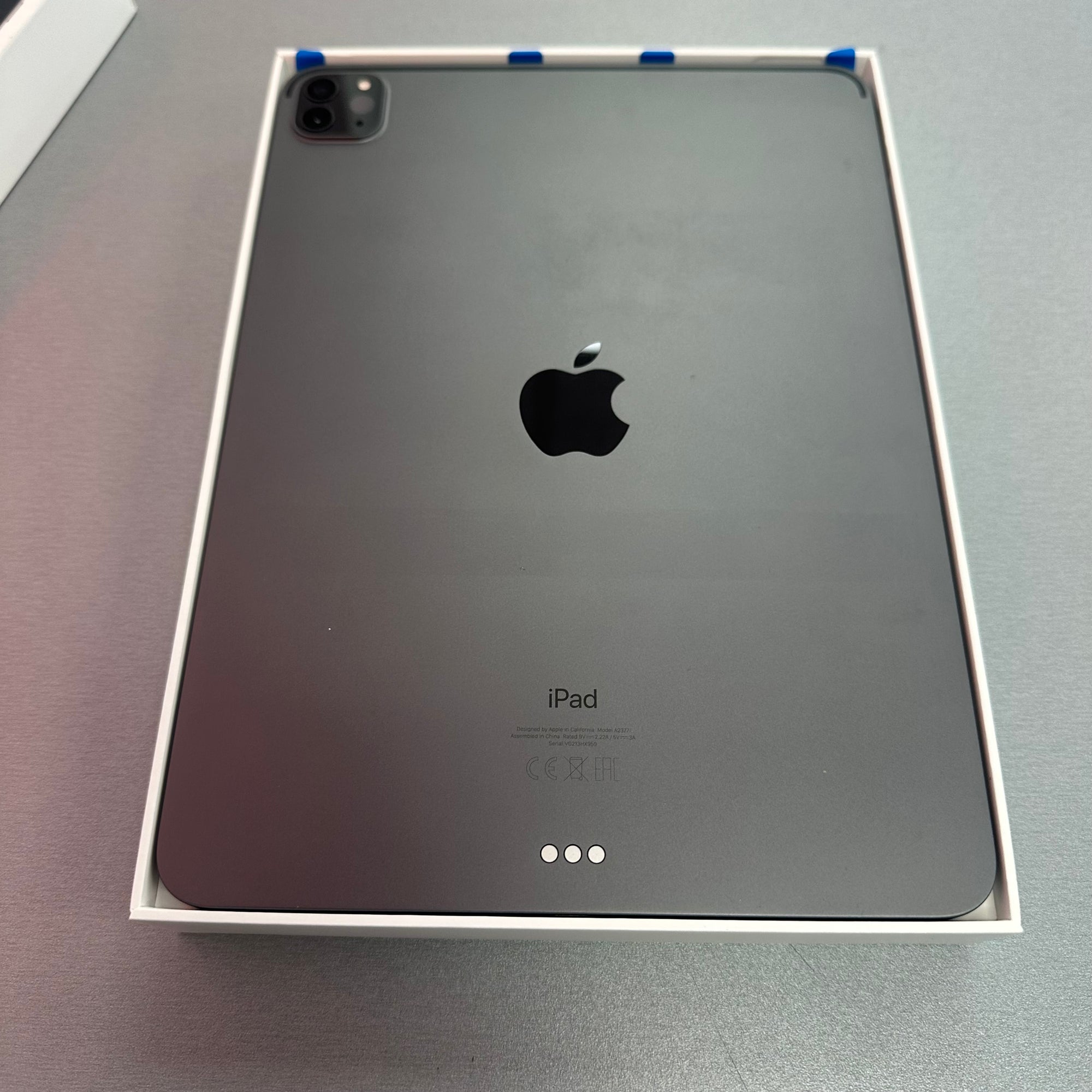 Apple iPad Pro 11 inch (3rd Gen) 128GB Space Grey Wi-Fi Only