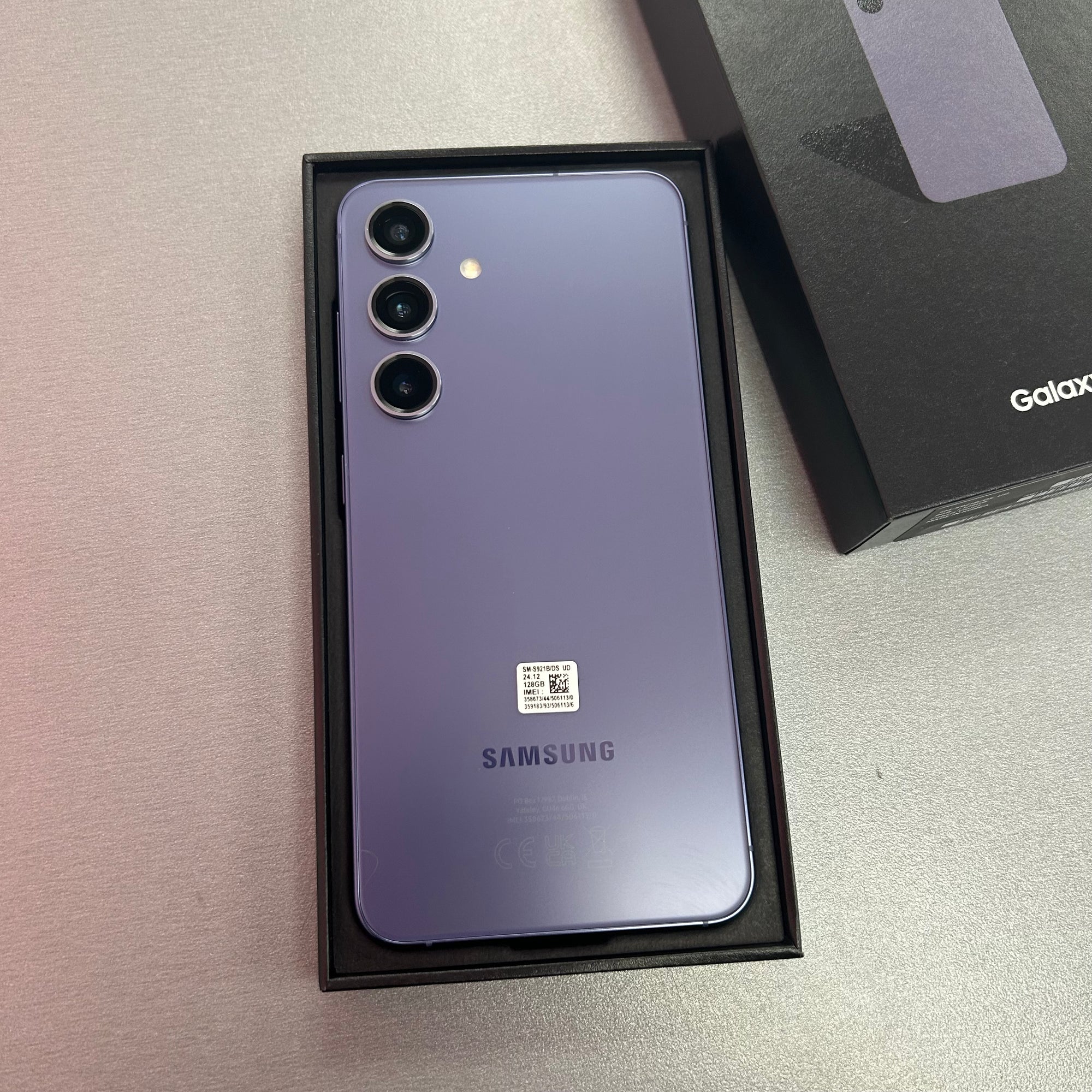 Opened Never Used Samsung Galaxy S24 128GB Cobalt Violet