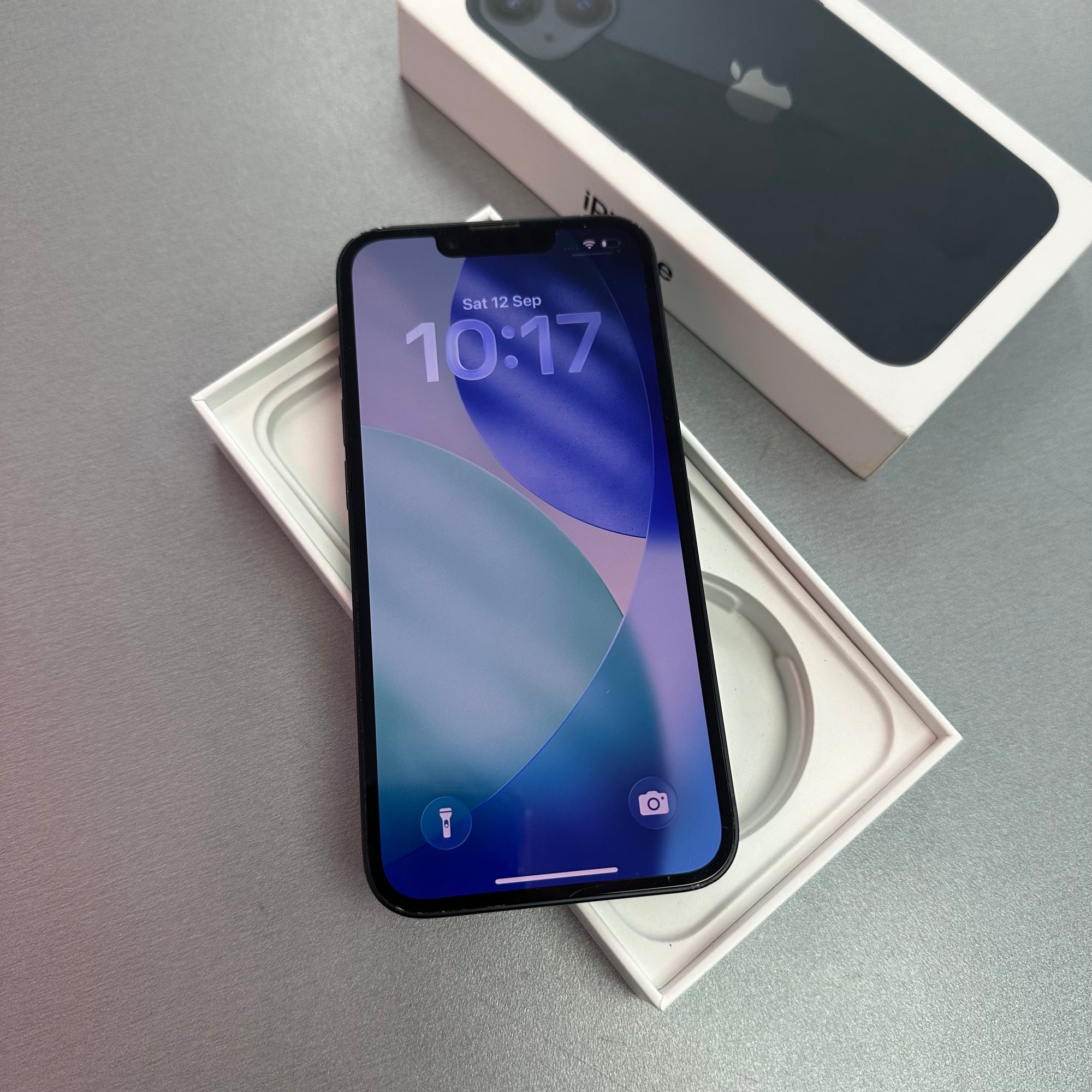 Apple iPhone 14 128GB Midnight - 100% Battery Health Grade C