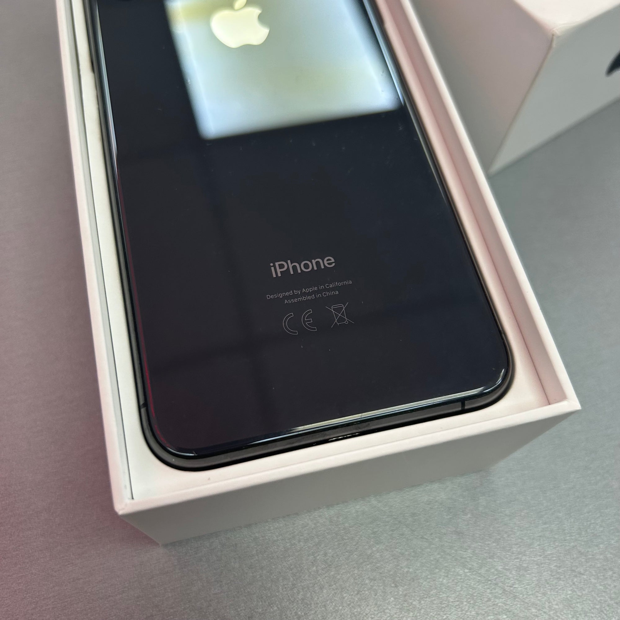 Apple iPhone XS Max Black 64GB &amp; 100% Battery Health