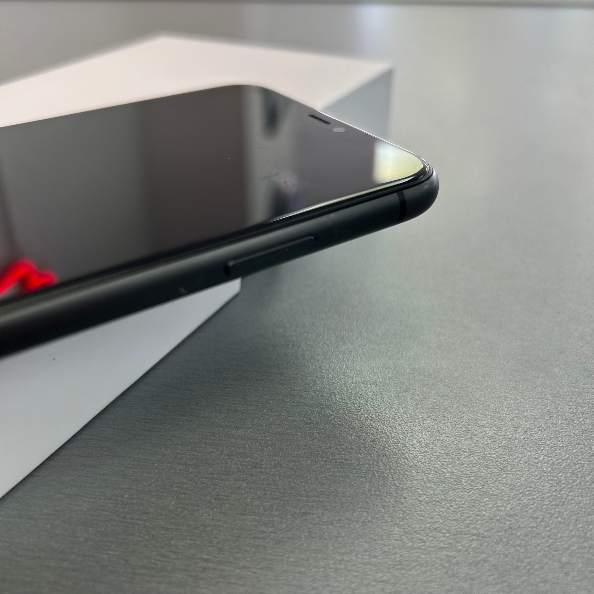 Apple iPhone 11 Black 128GB -  100% Battery Health