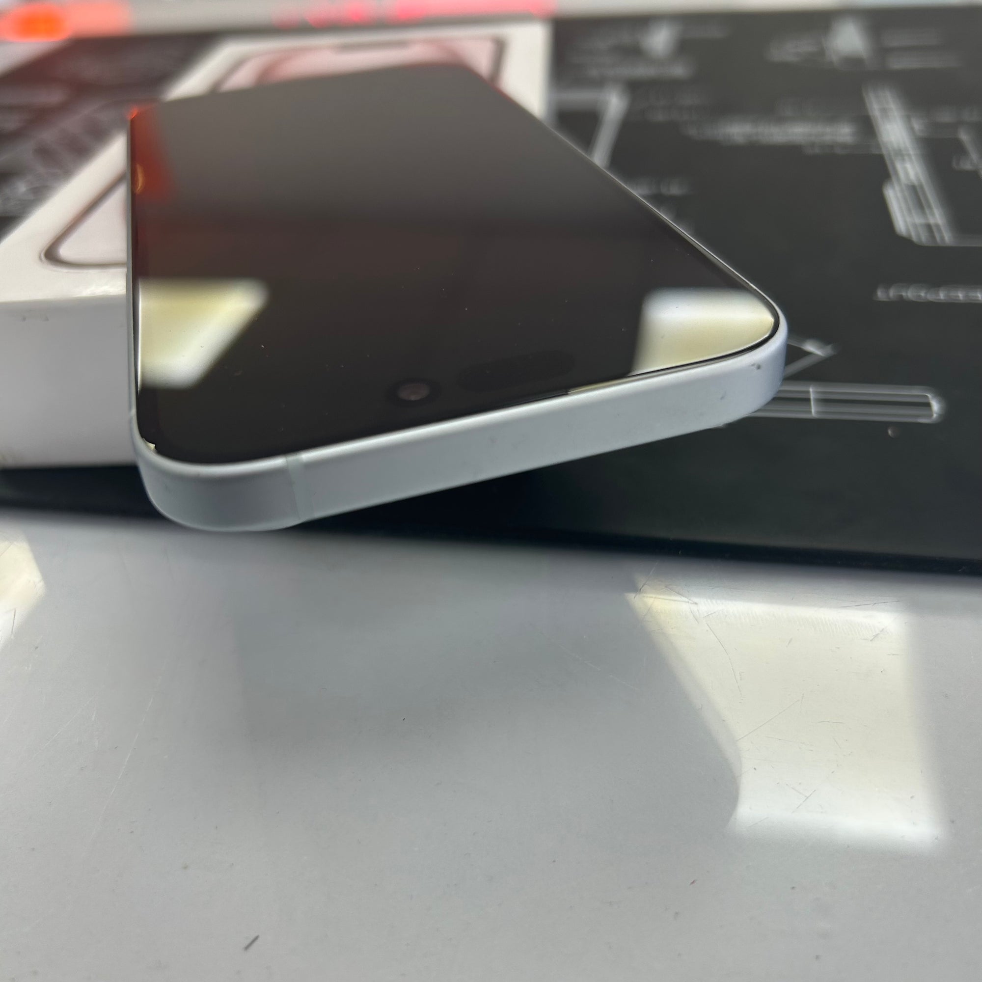 Apple iPhone 15 128GB Blue 100% Battery Health