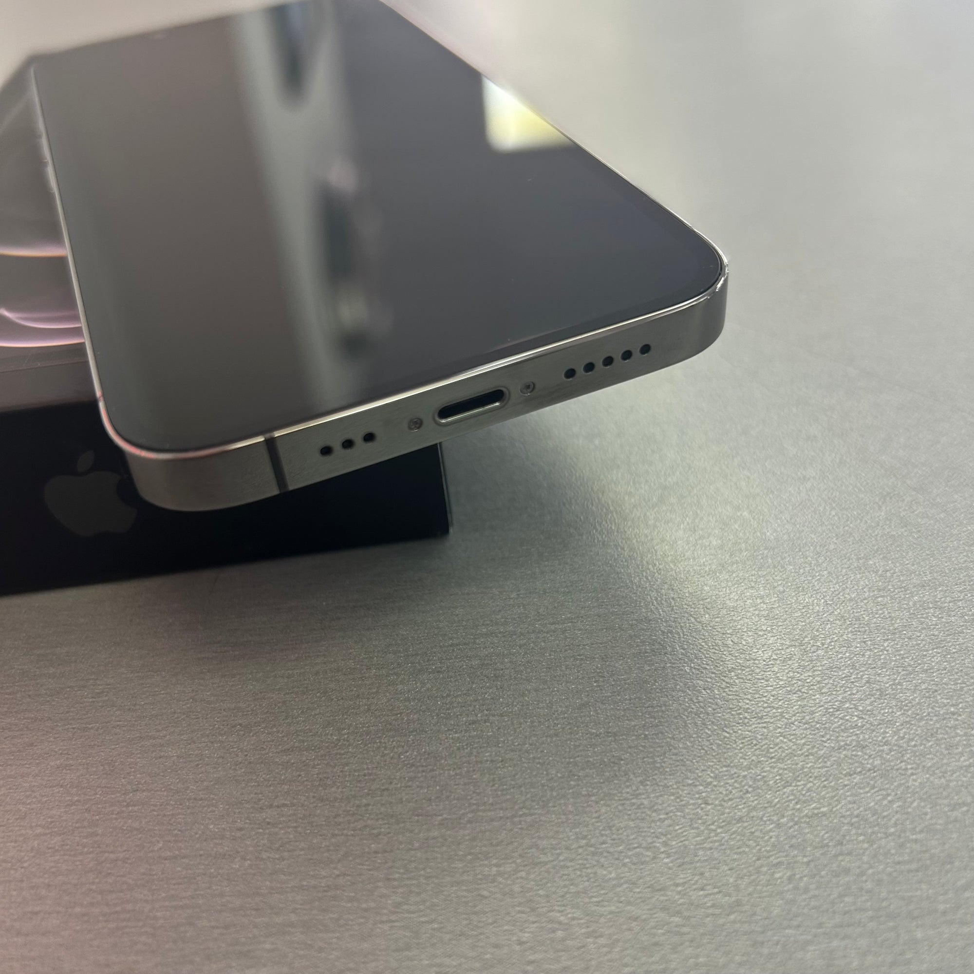 Apple iPhone 13 Pro 256GB Graphite 98% Battery Health