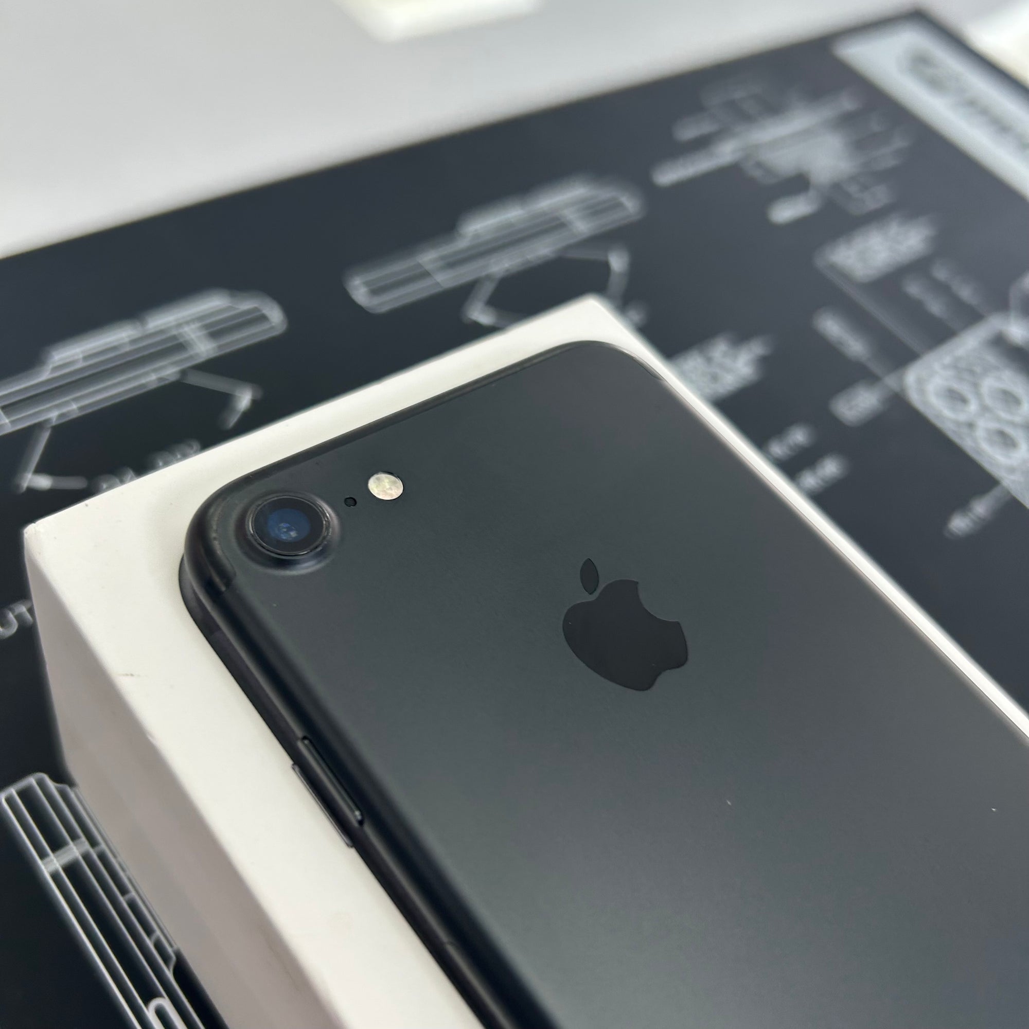 Apple iPhone 7 128GB Black Unlocked