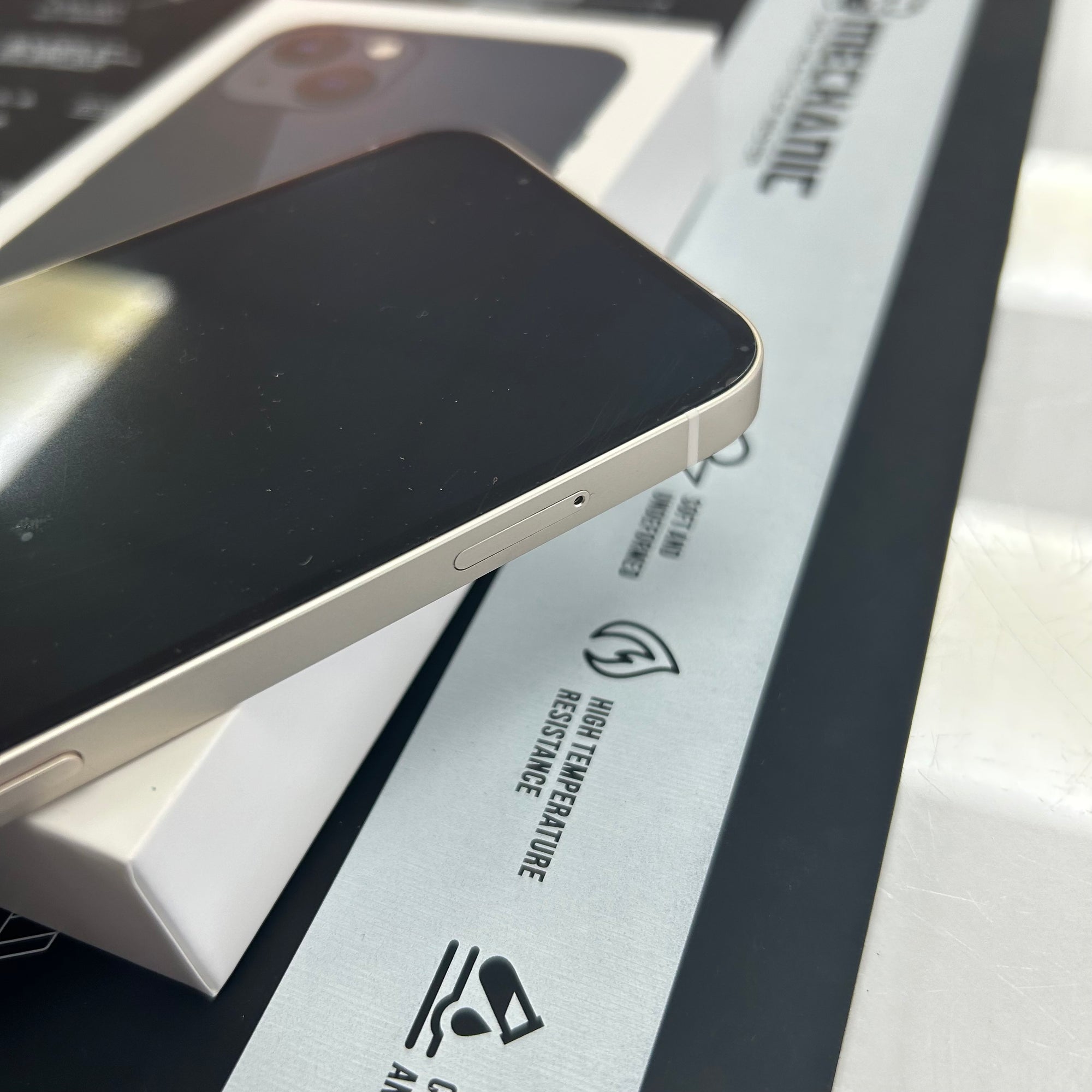 Apple iPhone 13 128GB White 100% Battery Health