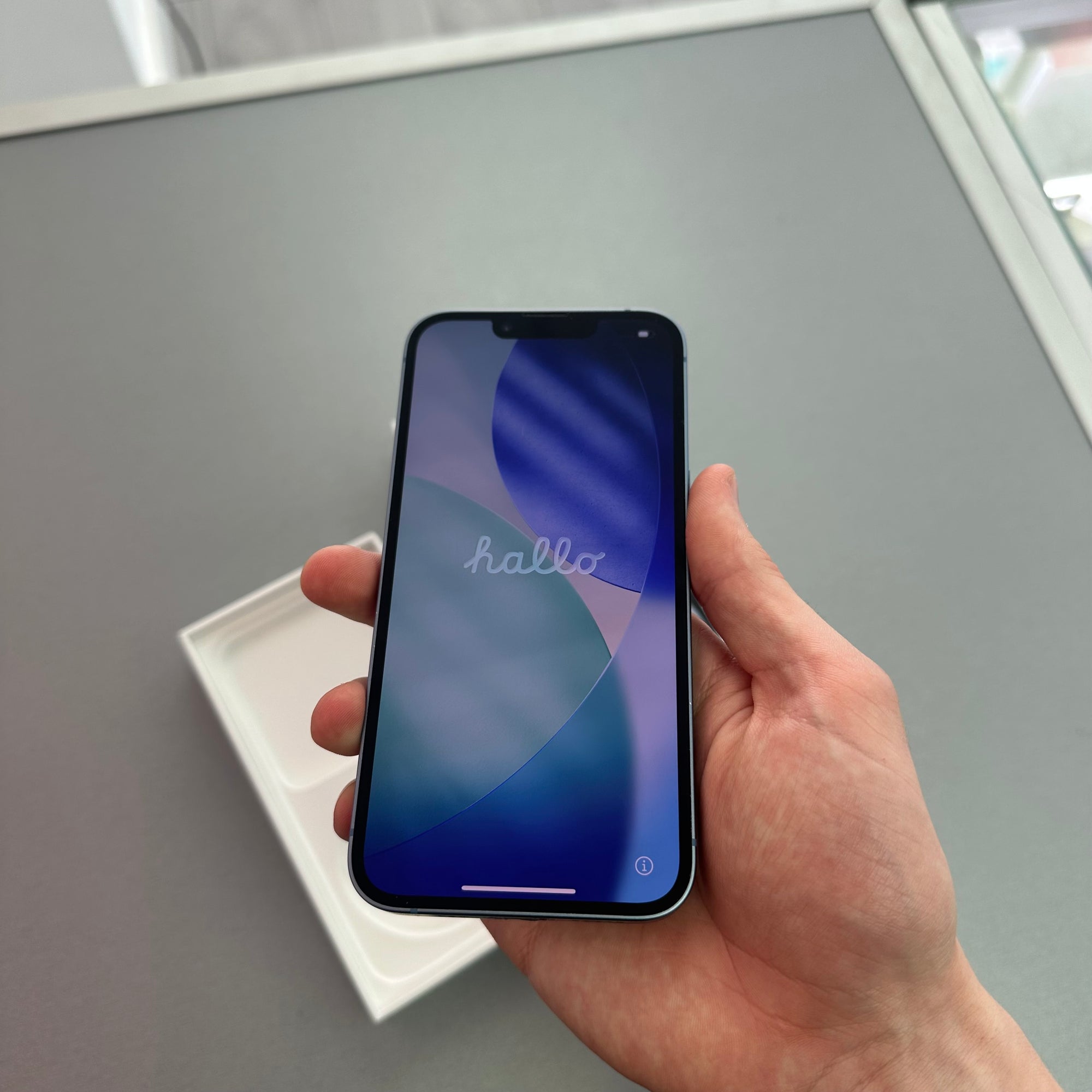 Apple iPhone 14 128GB Blue 100% Battery Health