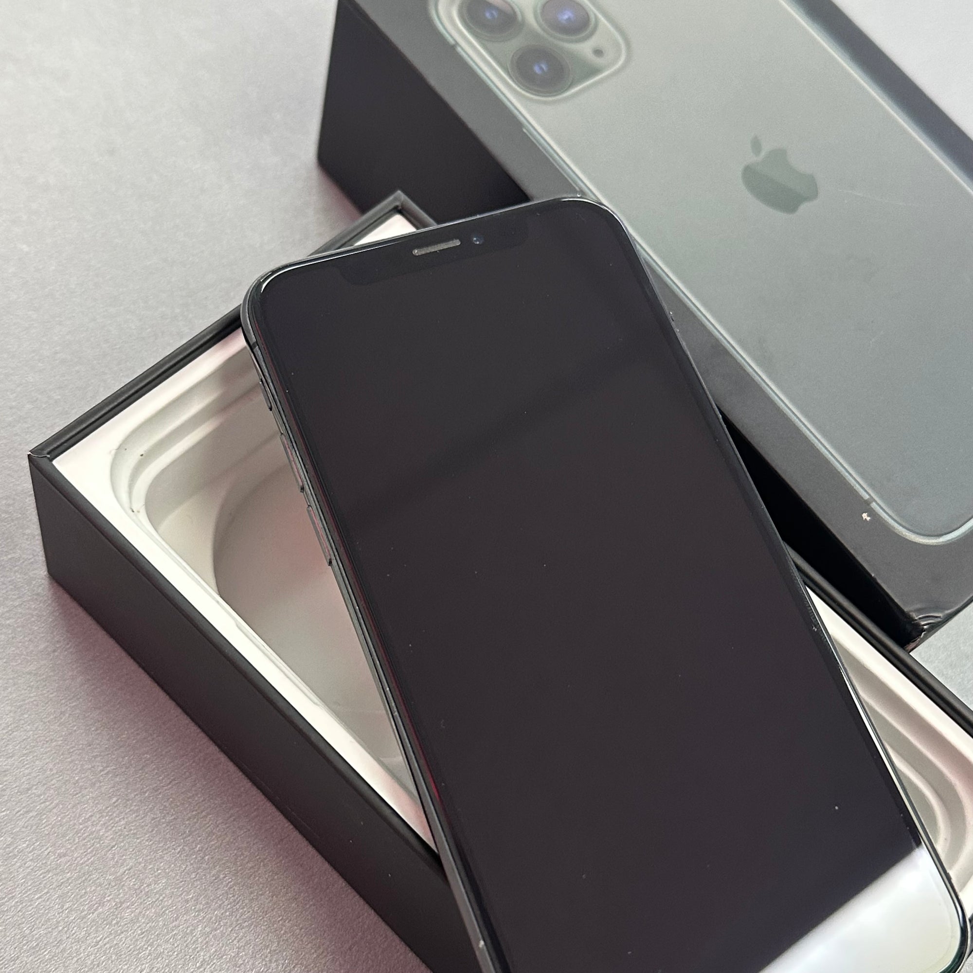 Apple iPhone X Space Grey 256GB - 100% Battery Health