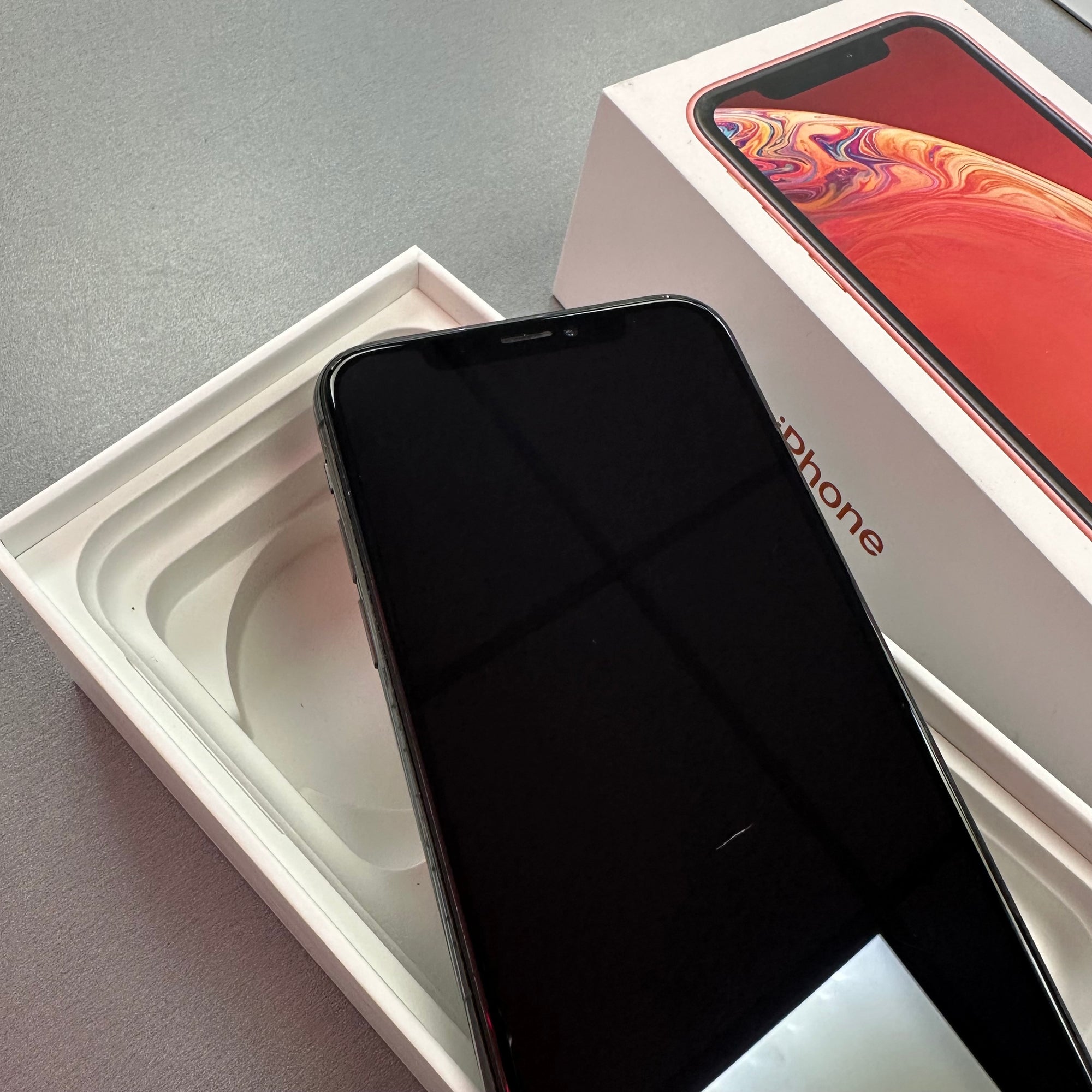 Apple iPhone X Space Grey 256GB - 100% Battery Health