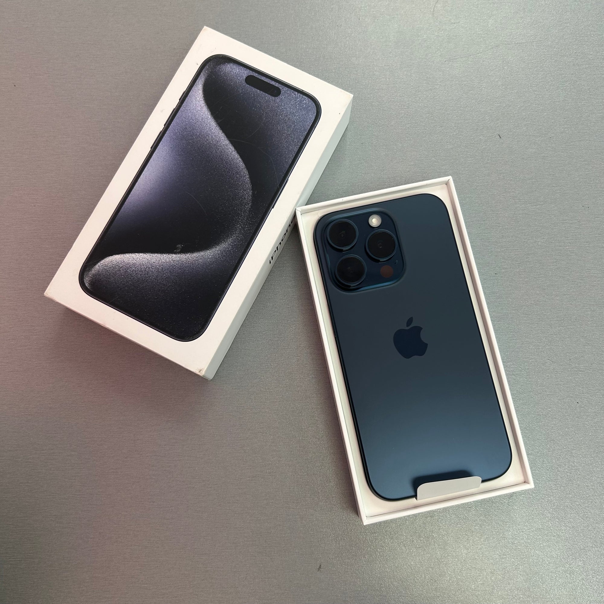 Apple iPhone 15 Pro 128GB - Blue Titanium - 100% Battery Health