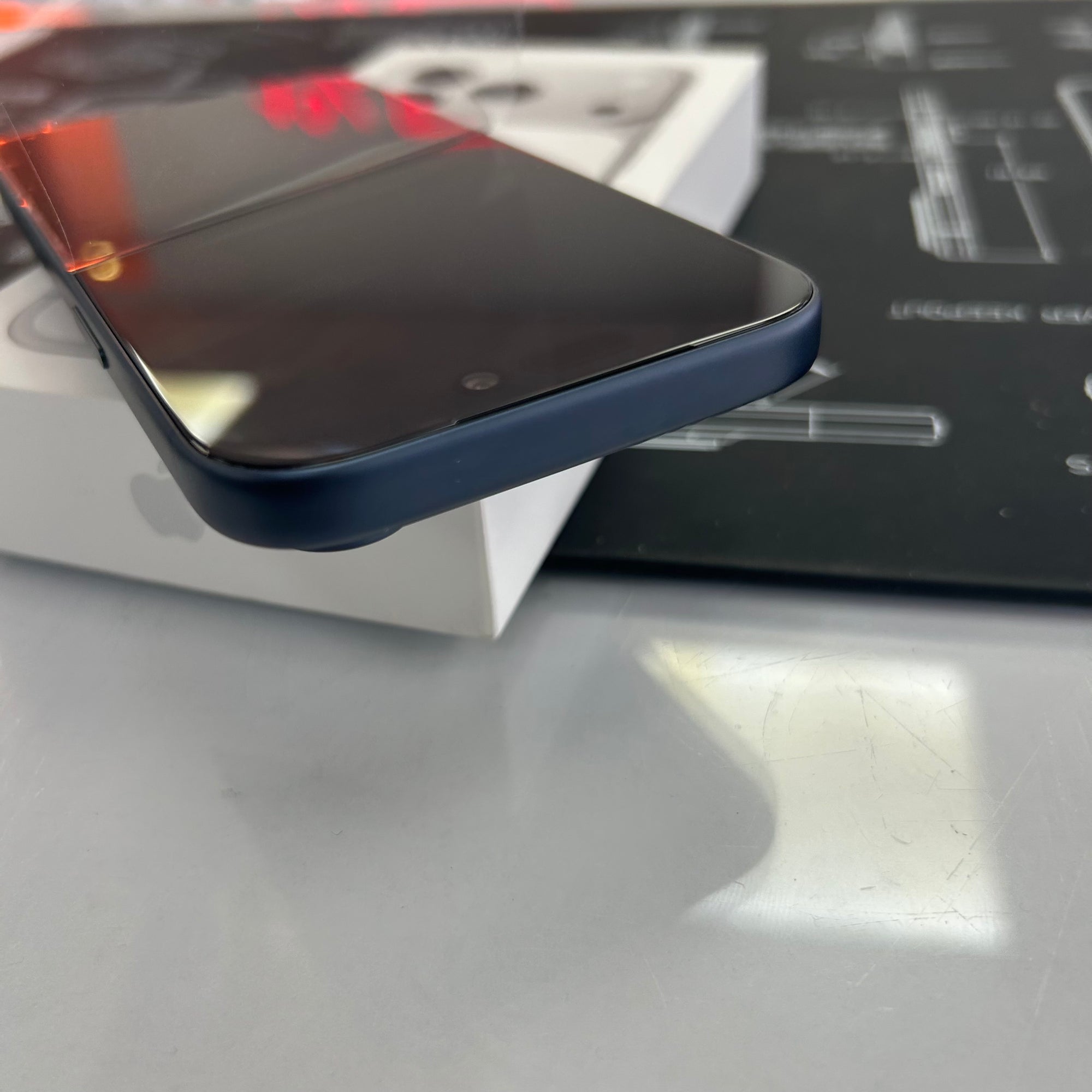 Apple iPhone 17 Pro 256GB Deep Blue 100% Battery Health