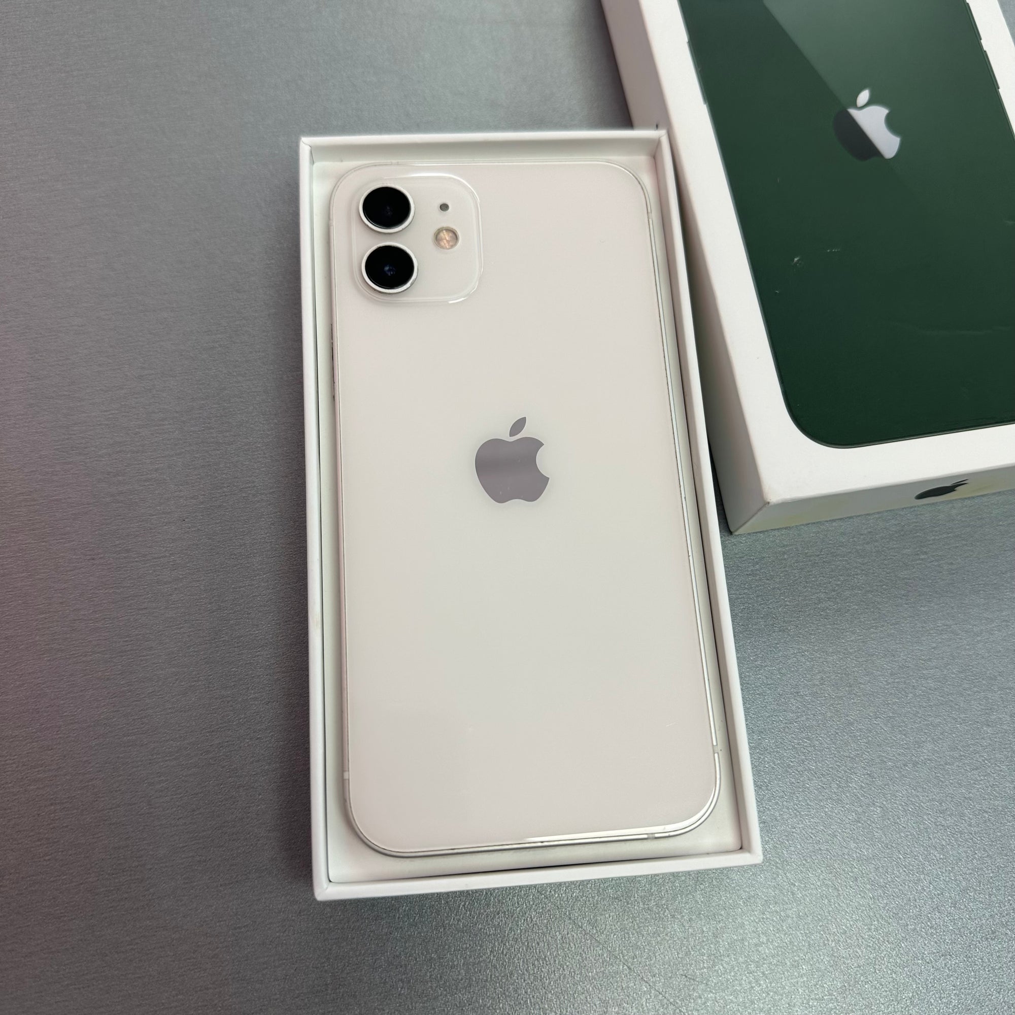 Apple iPhone 12 64GB White - No Face ID &amp; New Battery