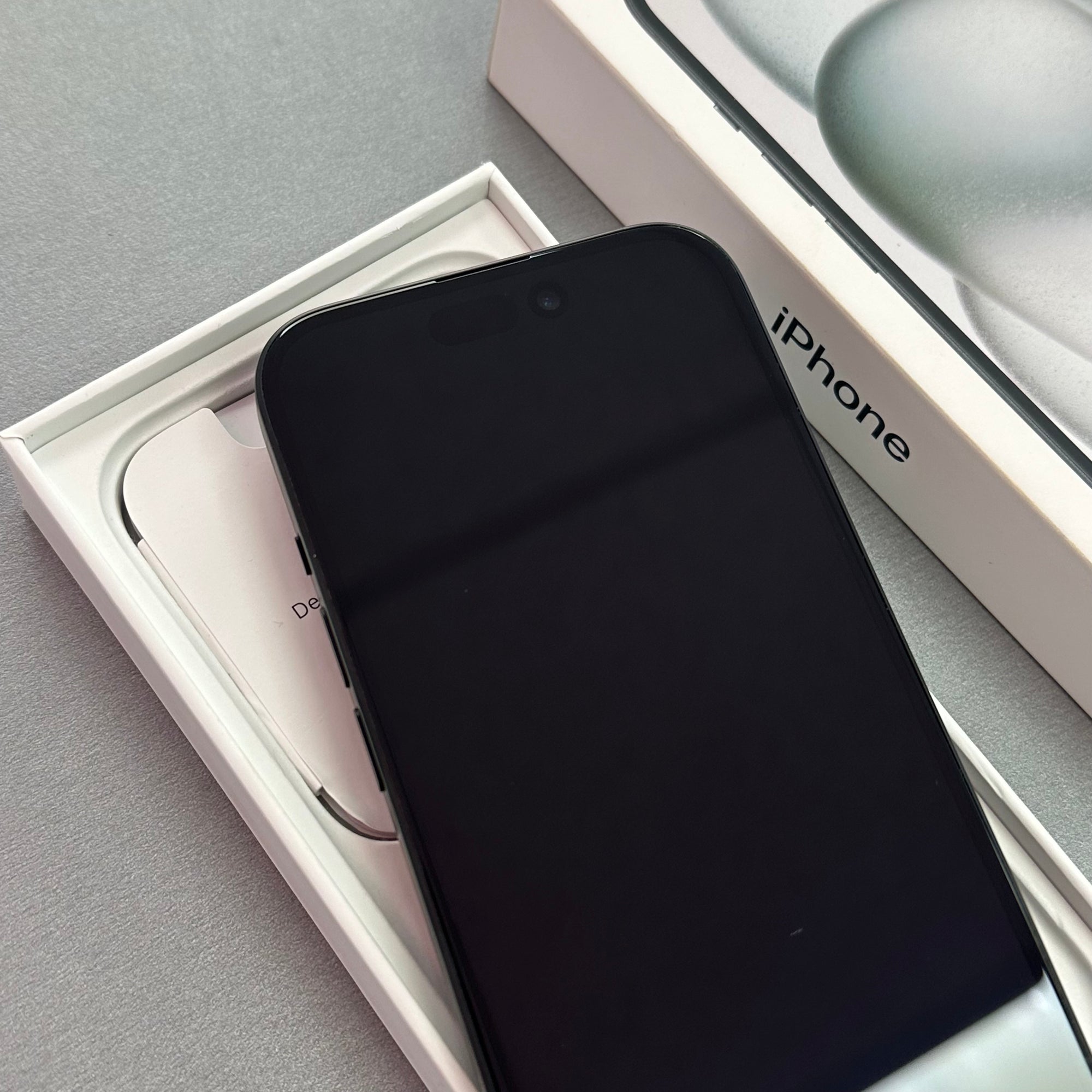 Apple iPhone 15 128GB Black - 92% Battery Health