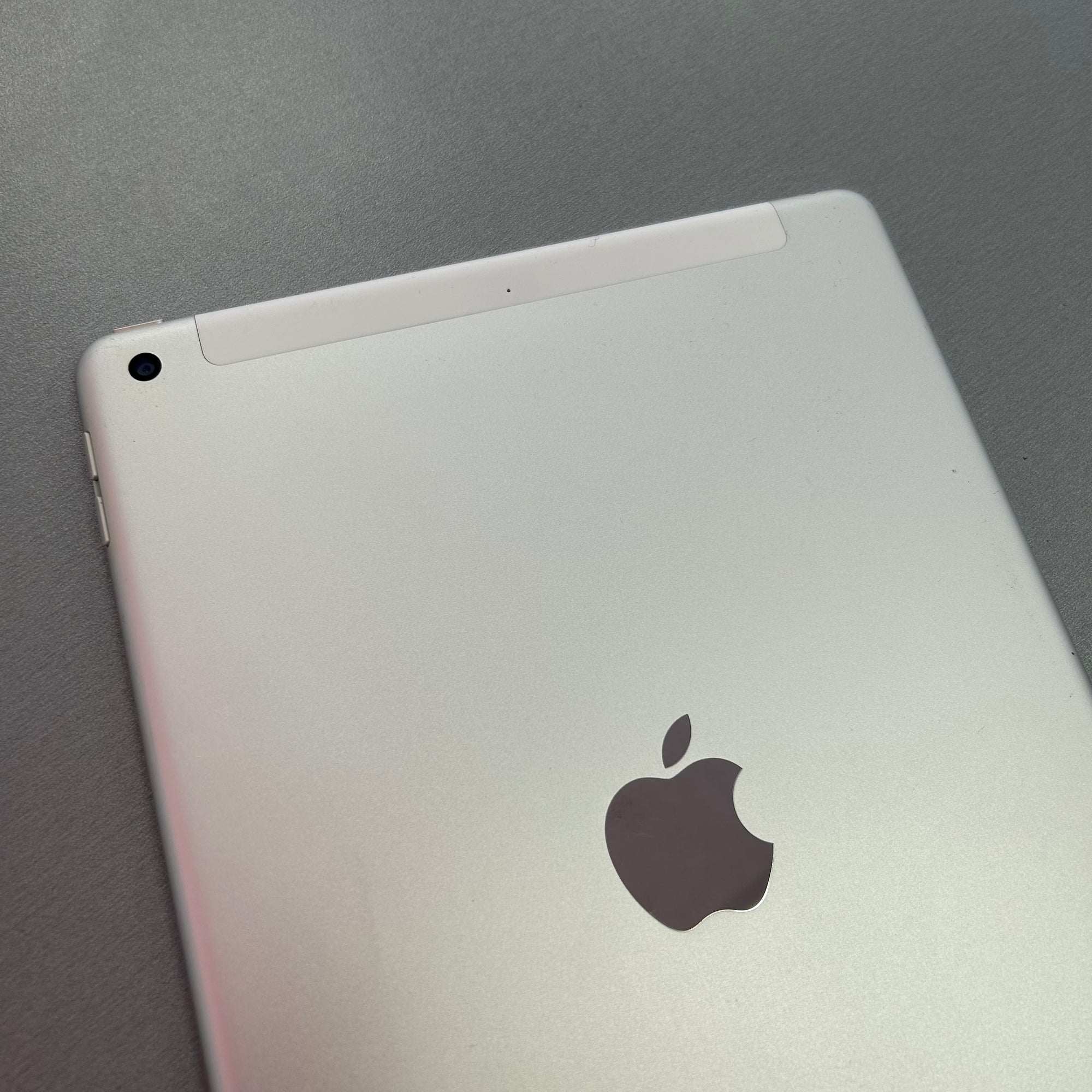 Apple iPad 7th Generation 32GB WiFi
