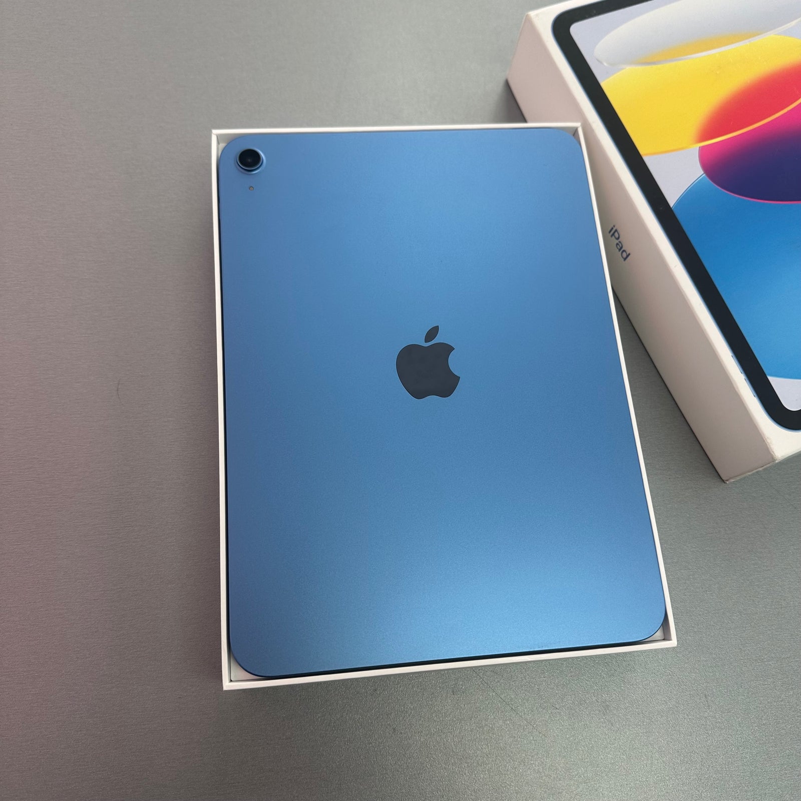 Apple iPad 11th Generation 128GB Wi-Fi Blue A16 - 25 Charge Cycles Grade A+
