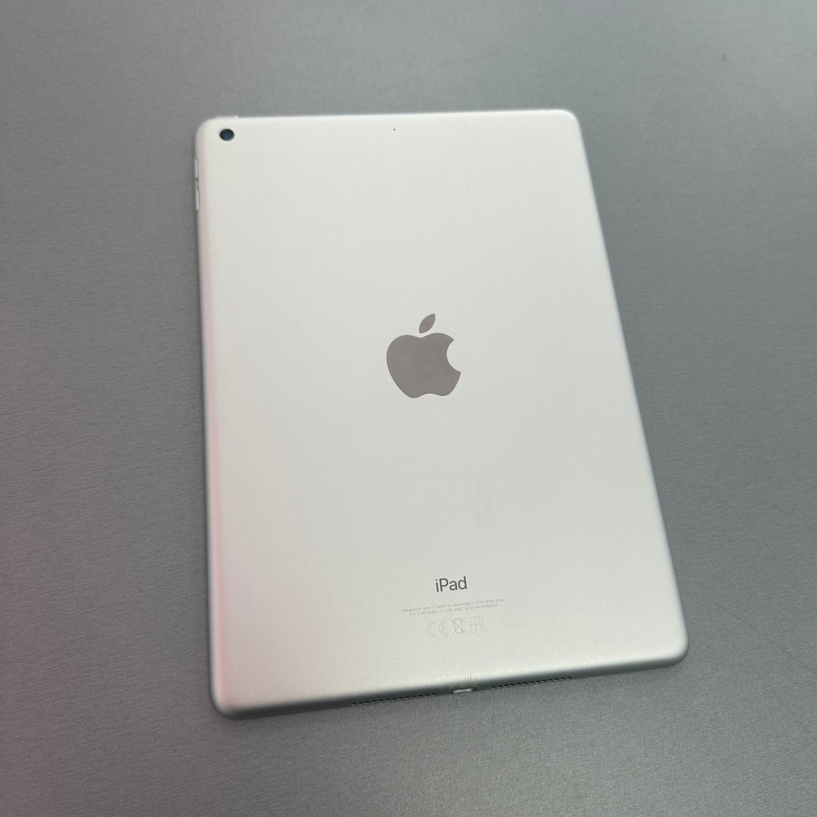 Apple iPad 5th Generation 128GB WiFi Silver