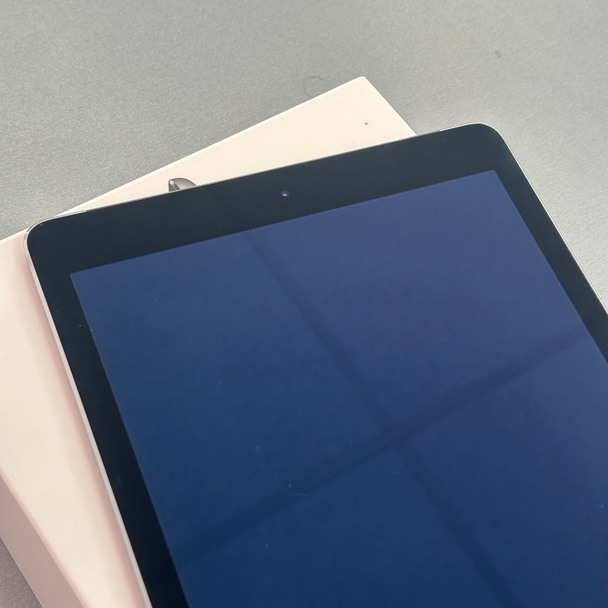 Apple iPad Air 2 32GB WiFi &amp; Cellular Space Grey