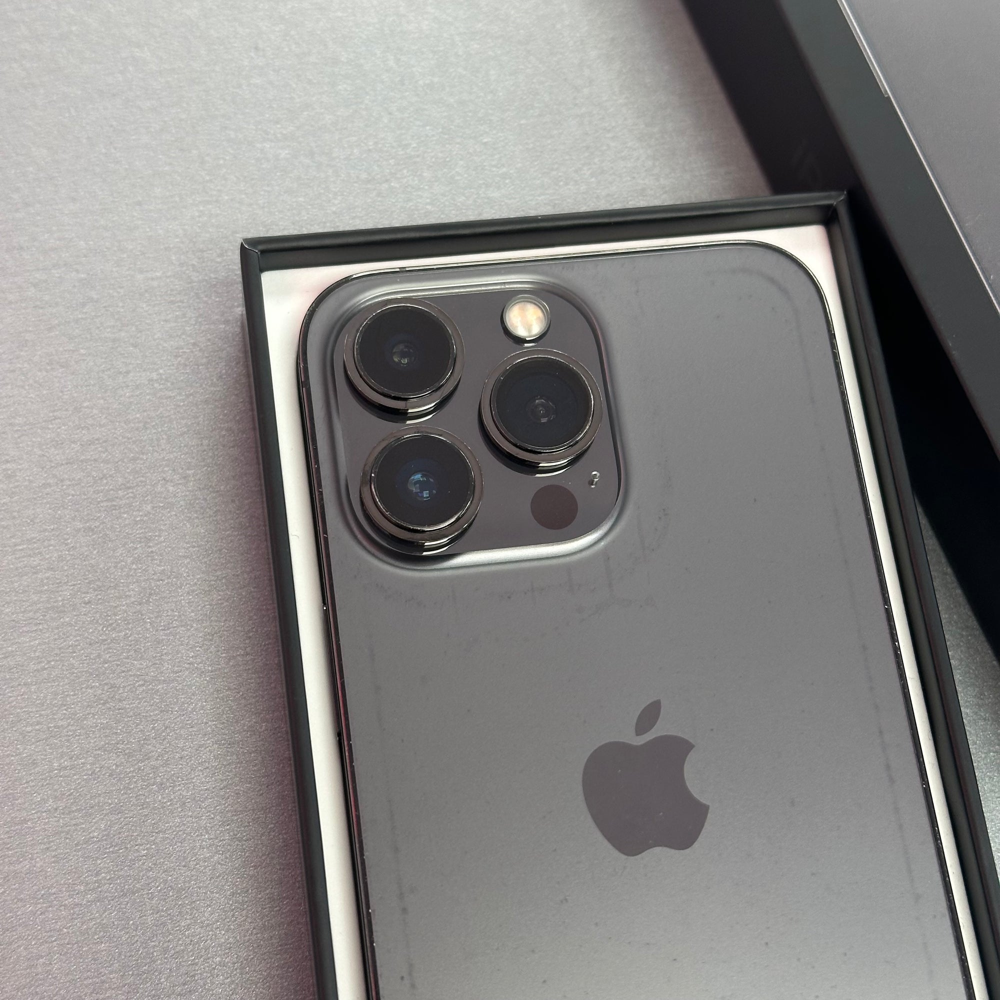 Apple iPhone 13 Pro 256GB Graphite - 100% Battery Health