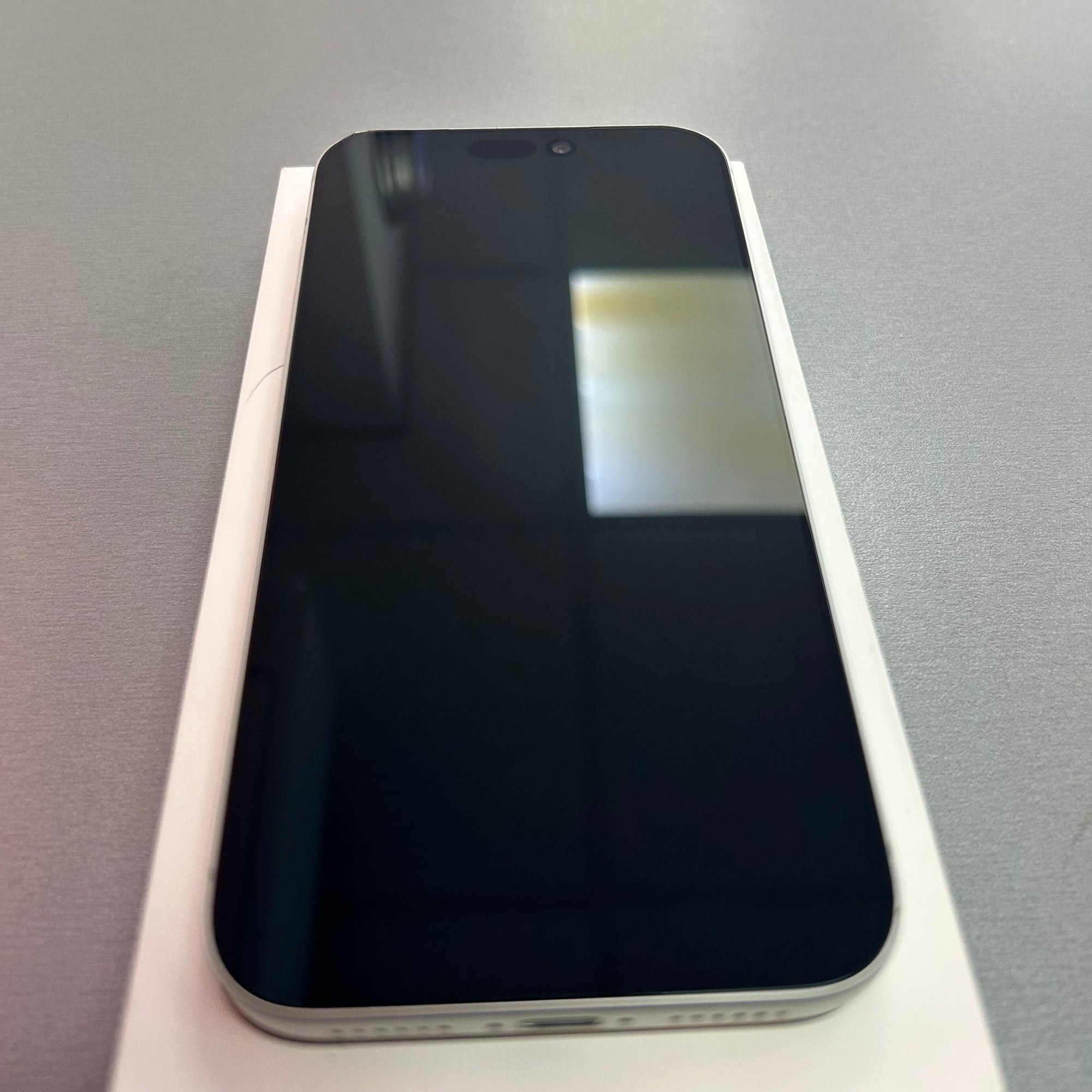 Apple iPhone 17 Pro Max 1TB Silver - 91% Battery Health