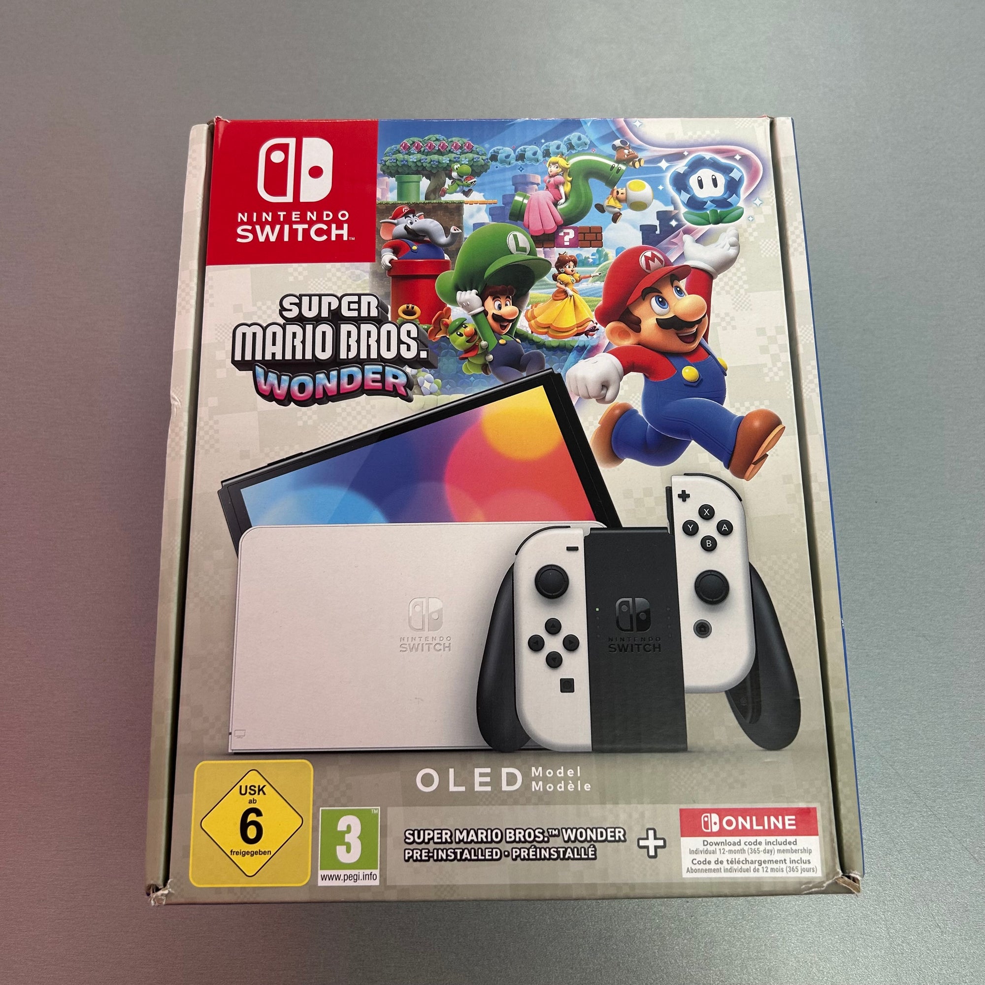 Like New Nintendo Switch OLED - 64GB Edition