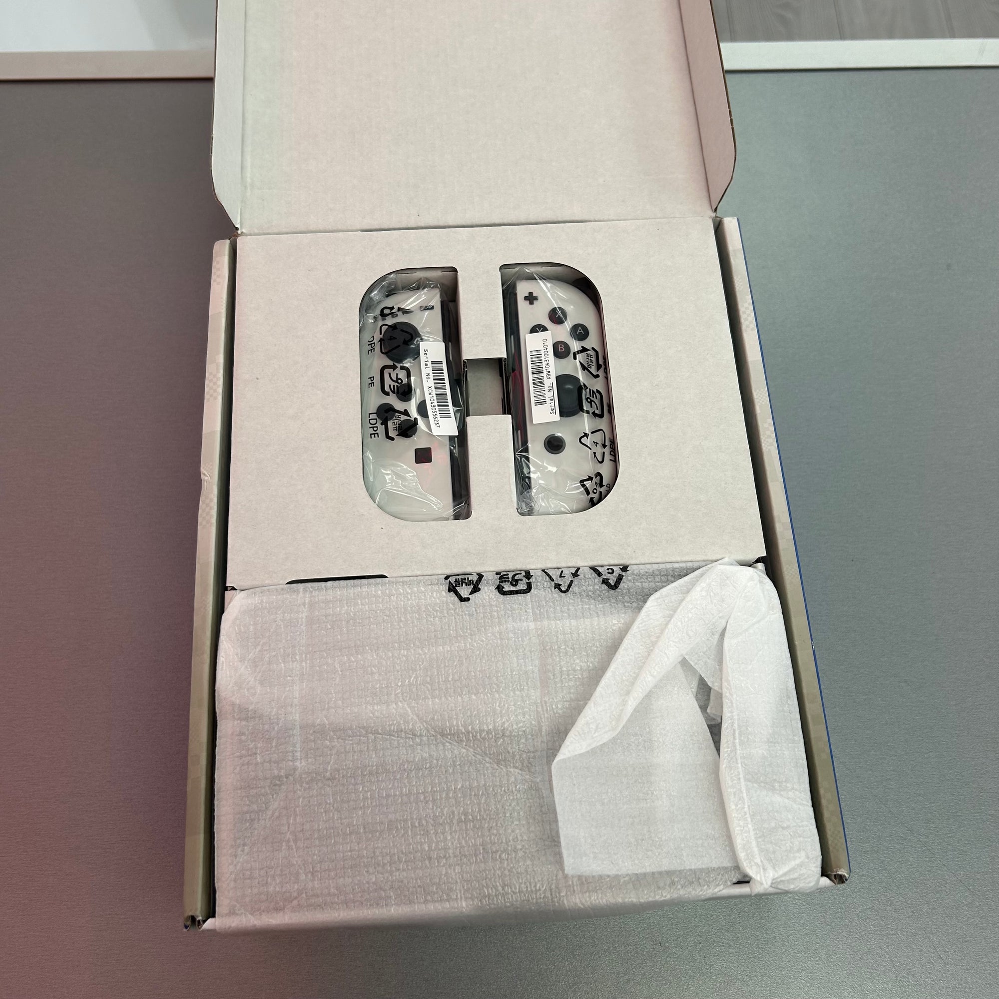 Like New Nintendo Switch OLED - 64GB Edition