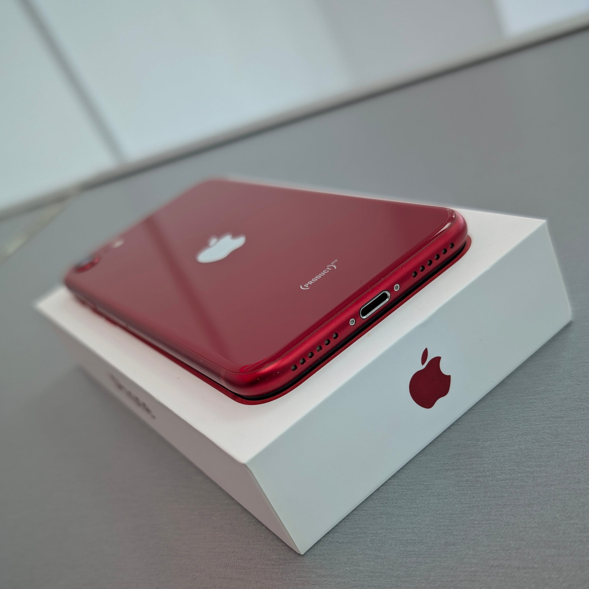 iPhone SE 3rd Generation (2022) 128GB Product Red 100% Battery Health